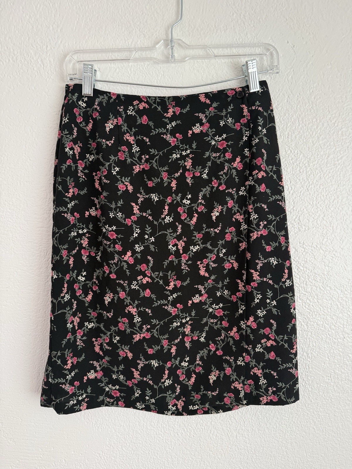 Dress Barn Wrap Skirt Womens 4 Small Black Floral Print Elastic Waist Vintage
