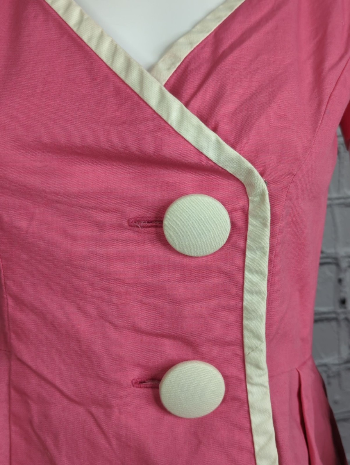 Vintage 60s Womens Small Pink White 5 Button Above Knee Handmade Dress