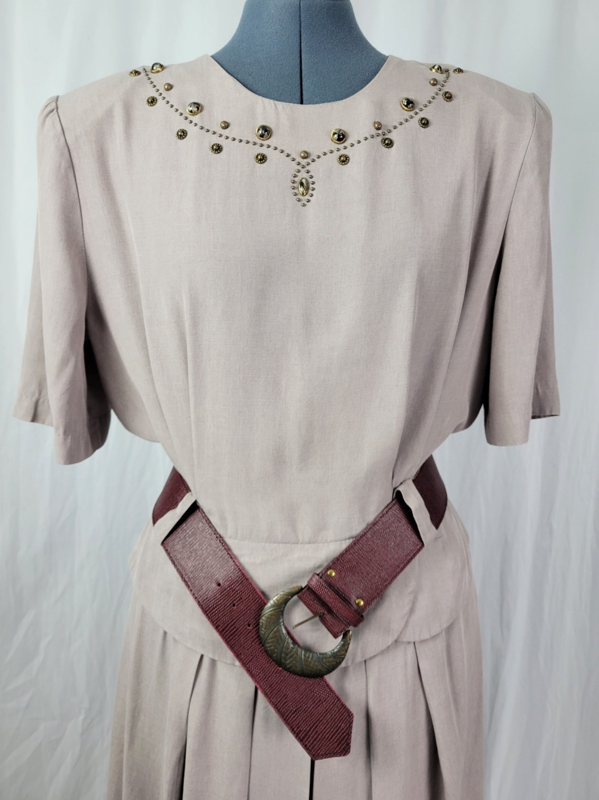 Vintage Impulsive Grey/Tan Blouson Dress w Peplum & Stone Accents Size 14