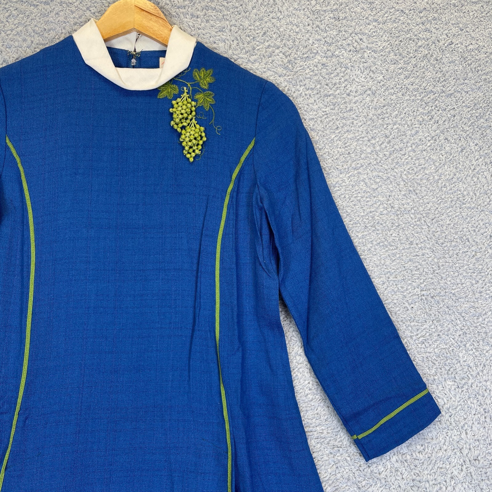 Vintage 1960s Ruth of Carolina Cobalt Mod Dress Embroidered Grapes A-Line XS