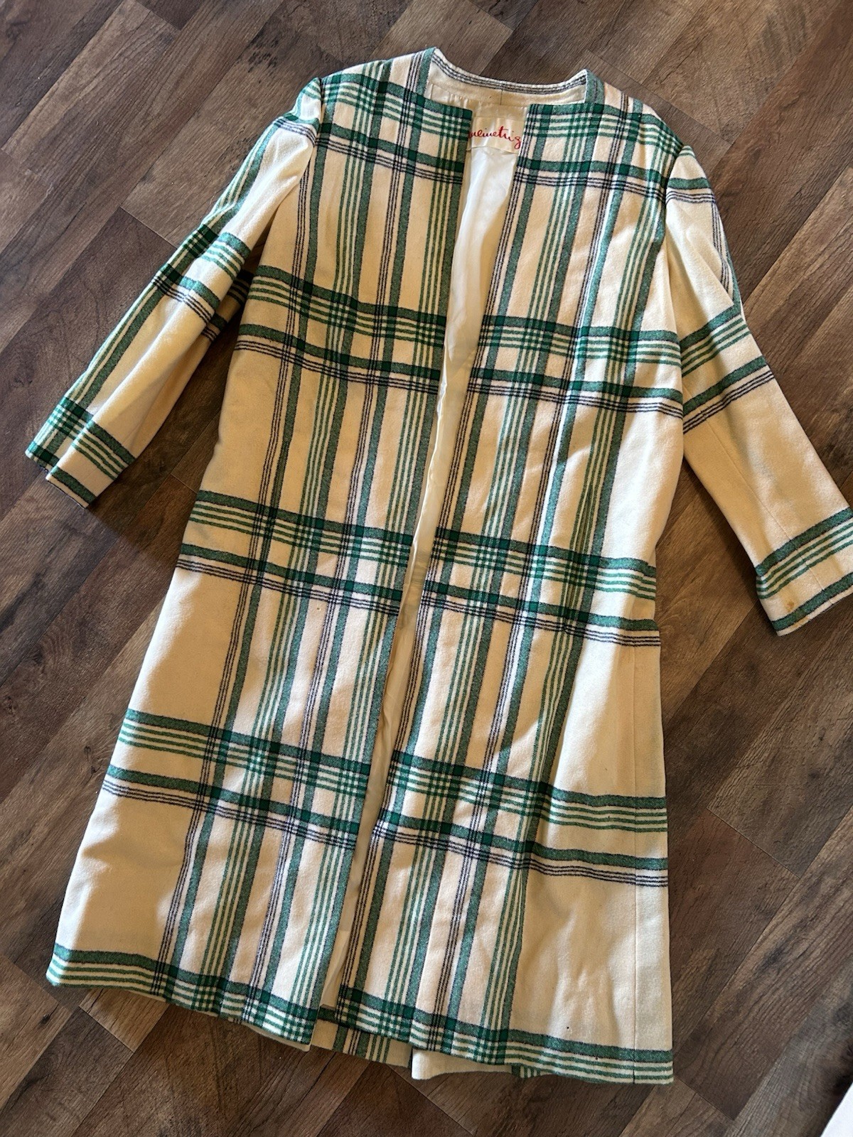 1970s Pauline Trigère Wool Coat Size 10/12