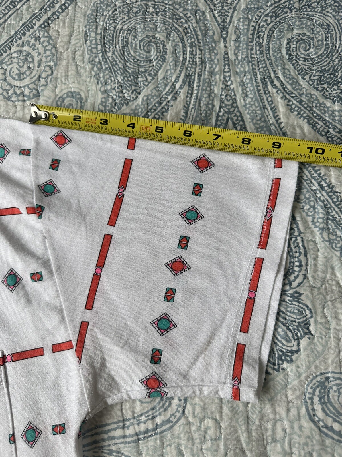 Vintage 1980’s Woman’s Incognito Pocket T-Shirt Geometric Shapes Design Size L ?