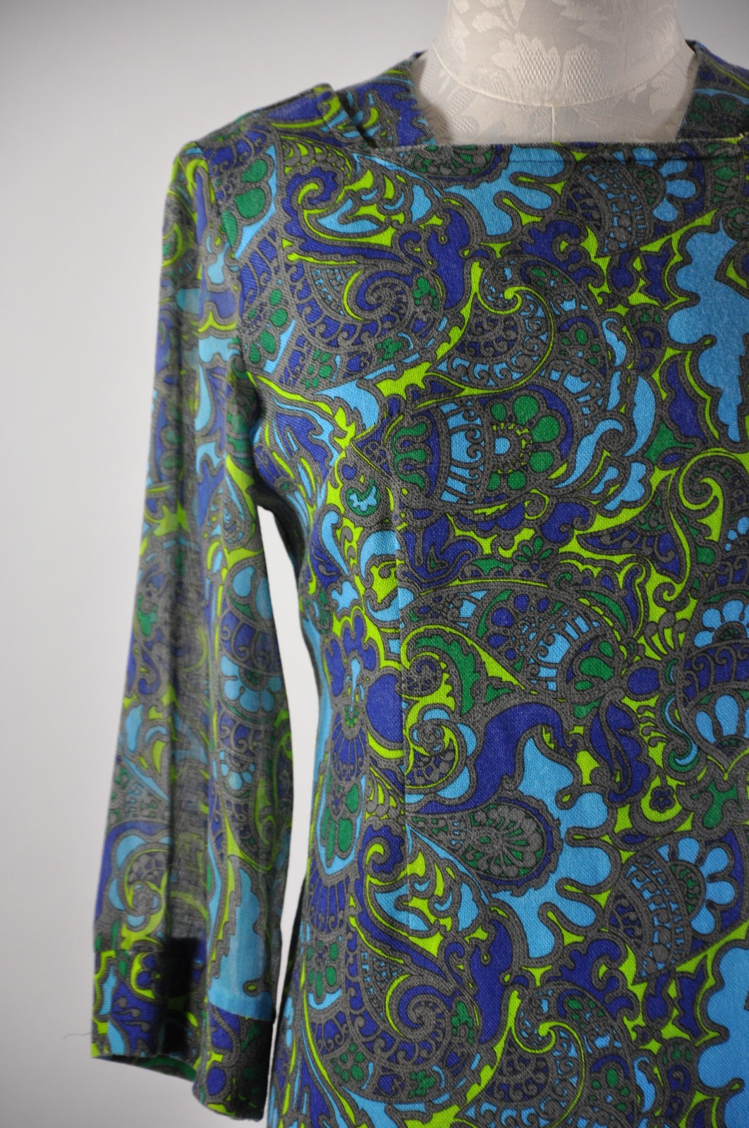 60s Vintage Blue Green Paisley Sheer Bell Sleeve Sheath Wiggle Day Dress Women S
