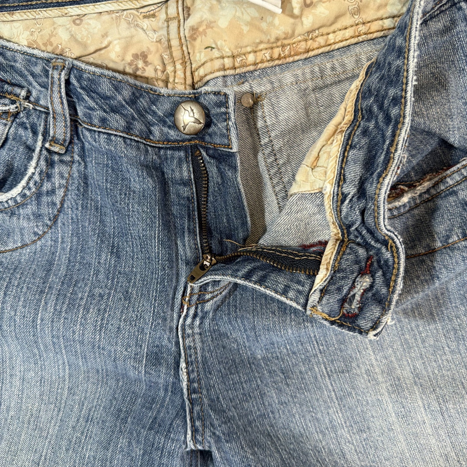 VTG 90s Y2K MUDD Jeans Crop Sz 13 US 35″ Waist Capri Pant Boho