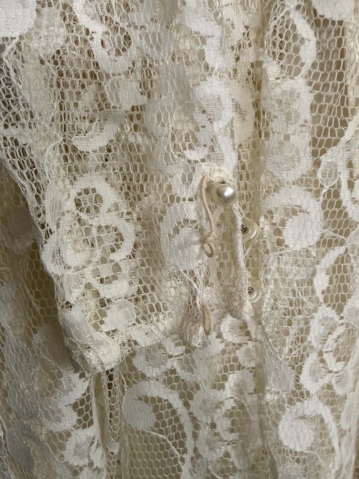 Cachet by Bari Protas Vintage Wedding Dress Ivory Lace Pearl Button Size 3/4