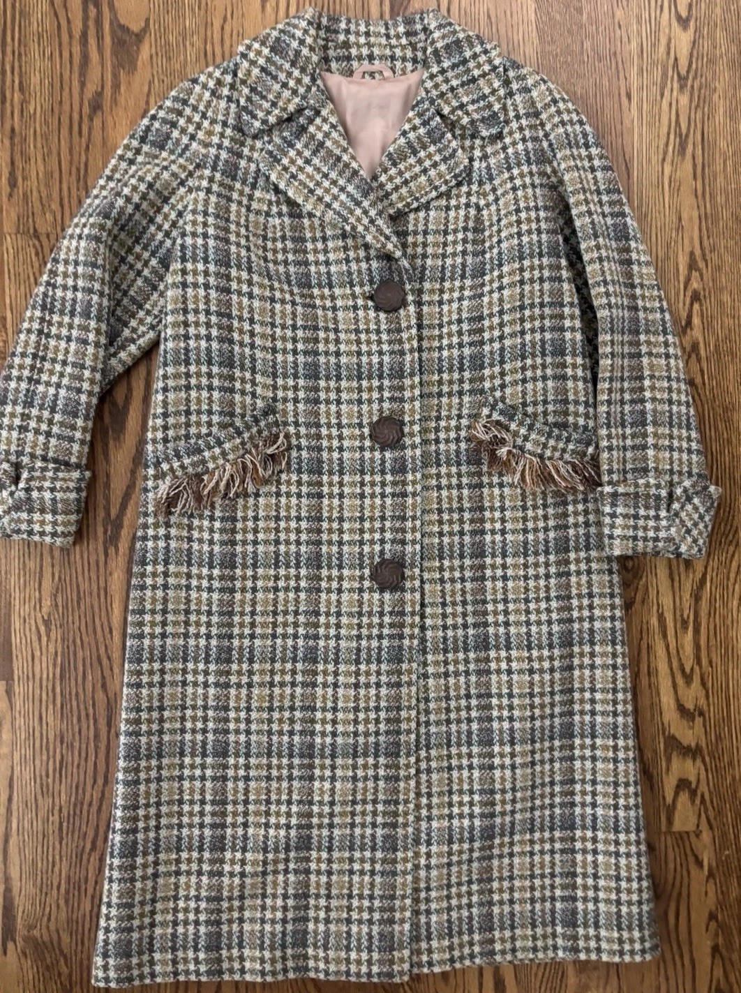 Vintage 1960’s Scottish Tweed Modest Proper Coat Lennoxburn Scotland S M Neutral