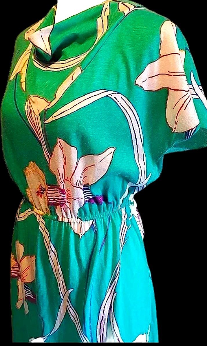 VTG 70s Soft Jersey Semi Fitted Bright Florals Midi Beach, Poolside Dress S