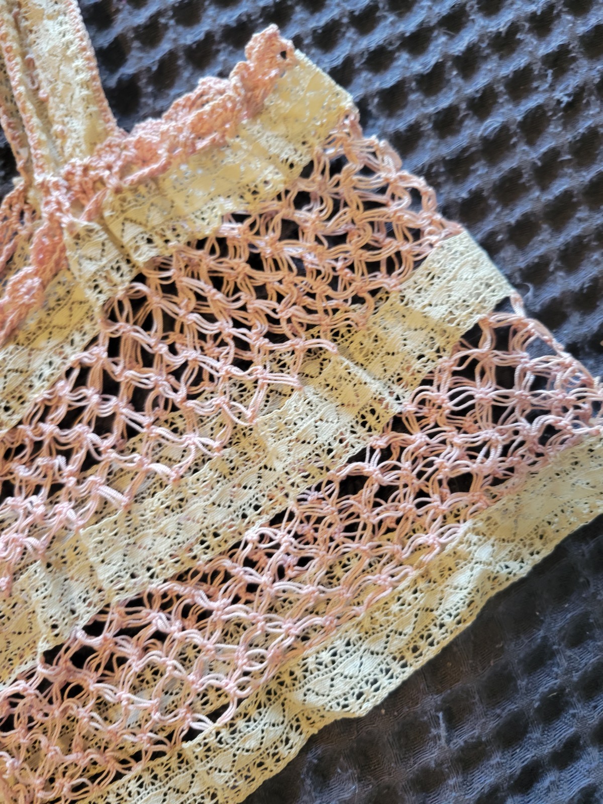 ANTIQUE VICTORIAN CROCHETAND LACE HANDMADE TINY DELICATE BRALETTE 1920s 30s XS