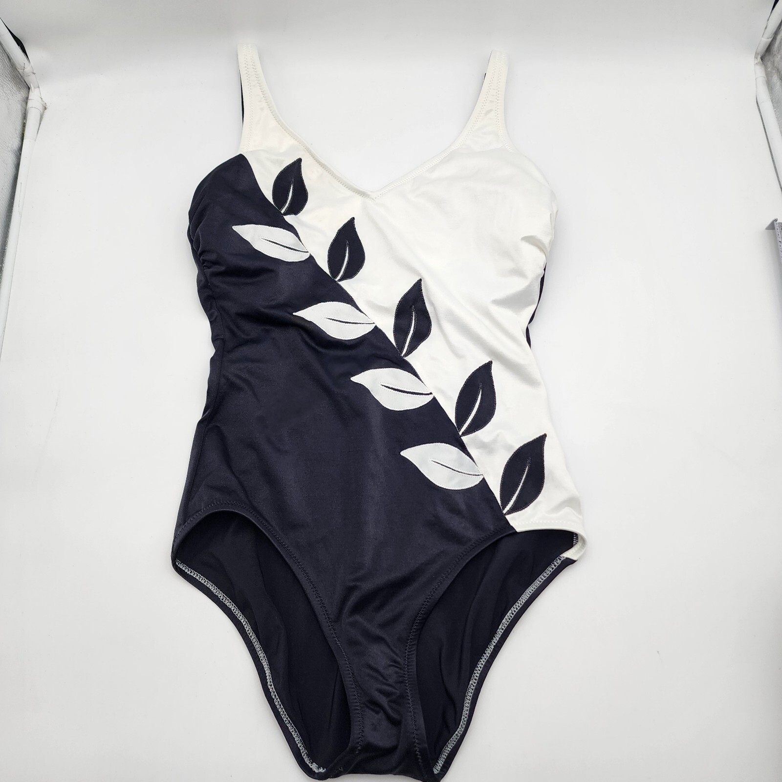Vintage DeWeese Designs Black/White Leaf Bathing Suit Size 14 SEE PHOTOS READ