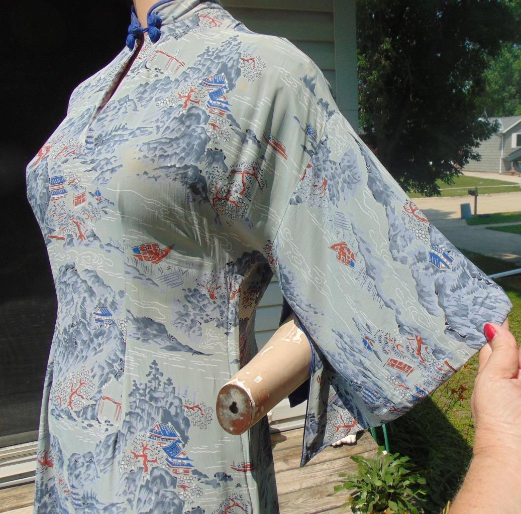 VTG 40s Malihini Hawaii Gray & Blue Rayon Pake Muu 28W