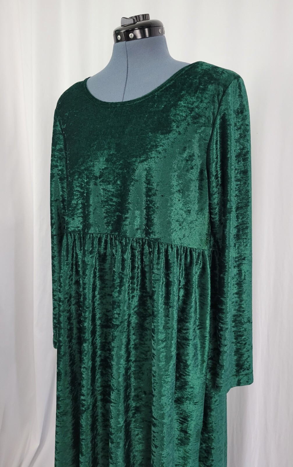 Vintage Sunbelt Green Crushed Velvet Dress w Gathered Skirt Size Small