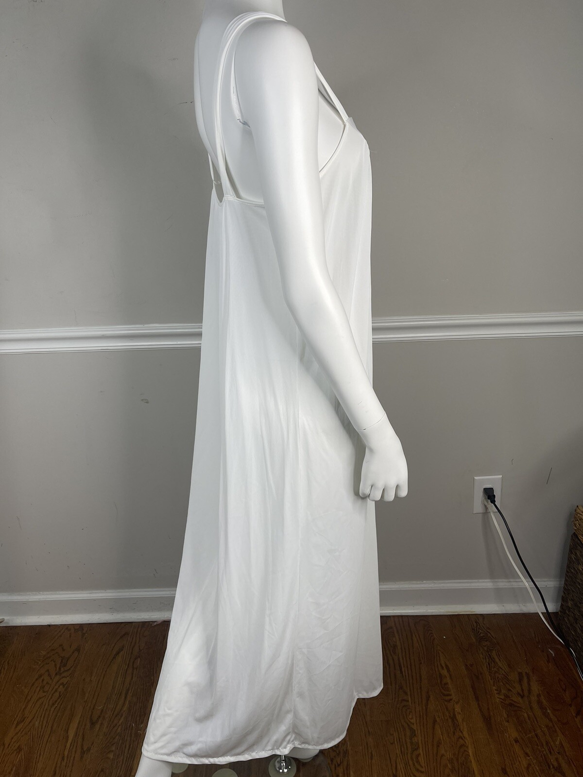 Vtg Womens Small Romantic white nylon nightgown sexy maxi dress Lace chiffon