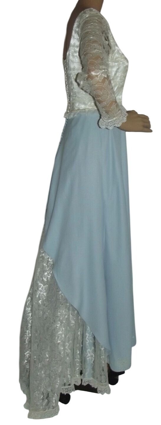 Vtg Blue & Ivory XS Lace Long Wedding Dress back buttons square neck hand made