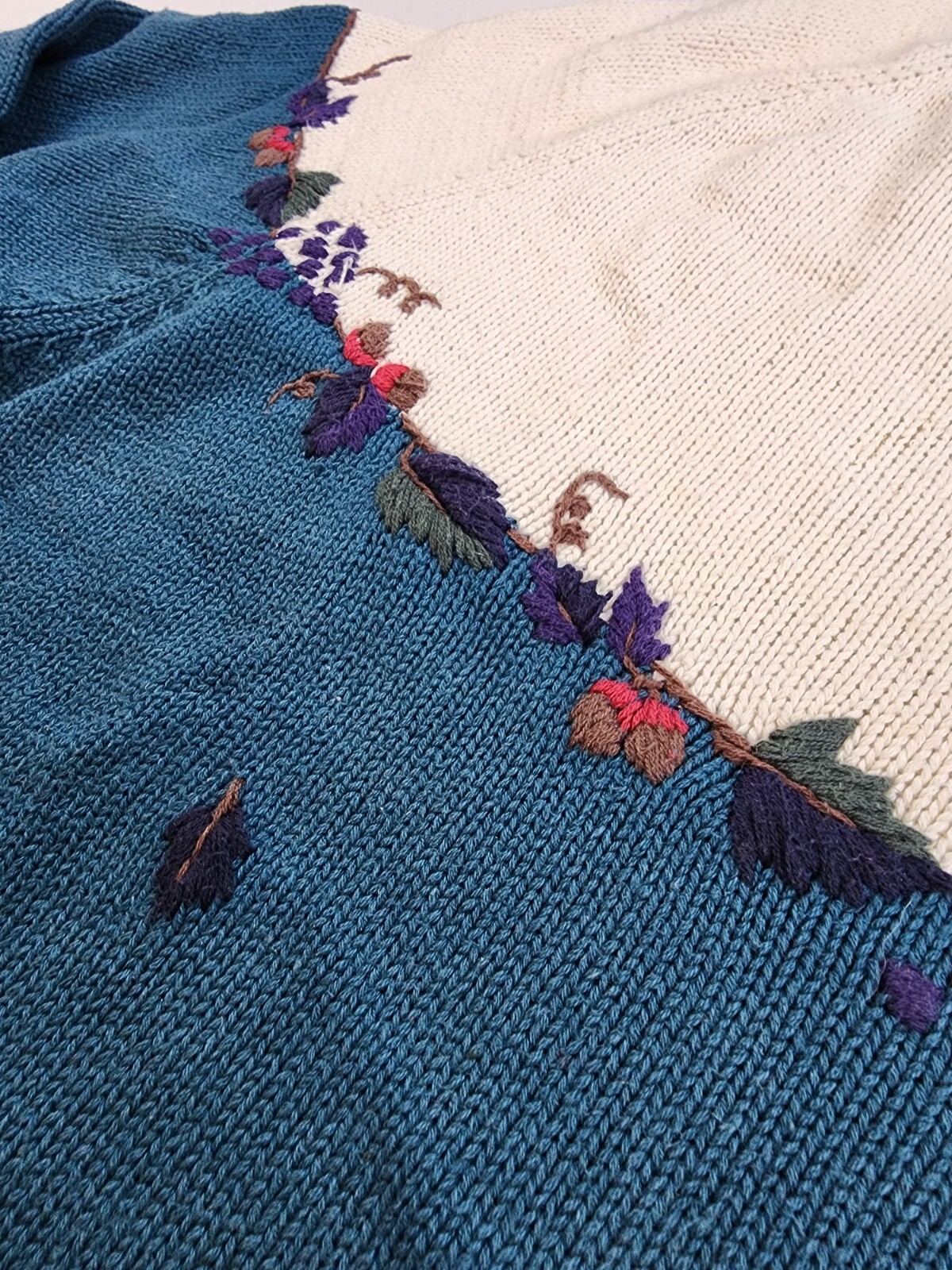 Vintage Northern Reflections S Sweater Fair Isle Embroidered Leaf Granny Jumper