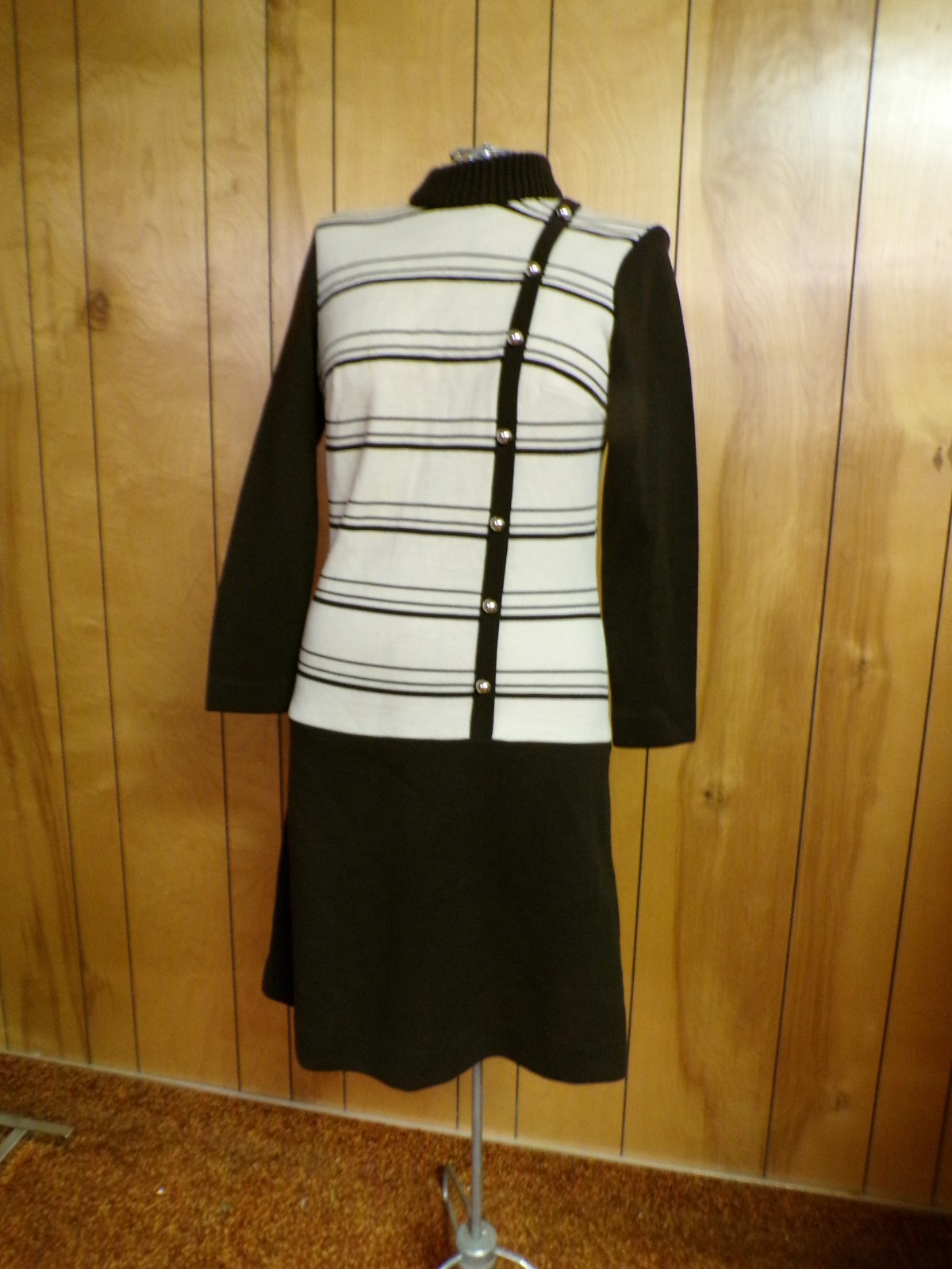 Vintage BLEEKER STREET Brown Cream PolyCotton Dress Waist 33″