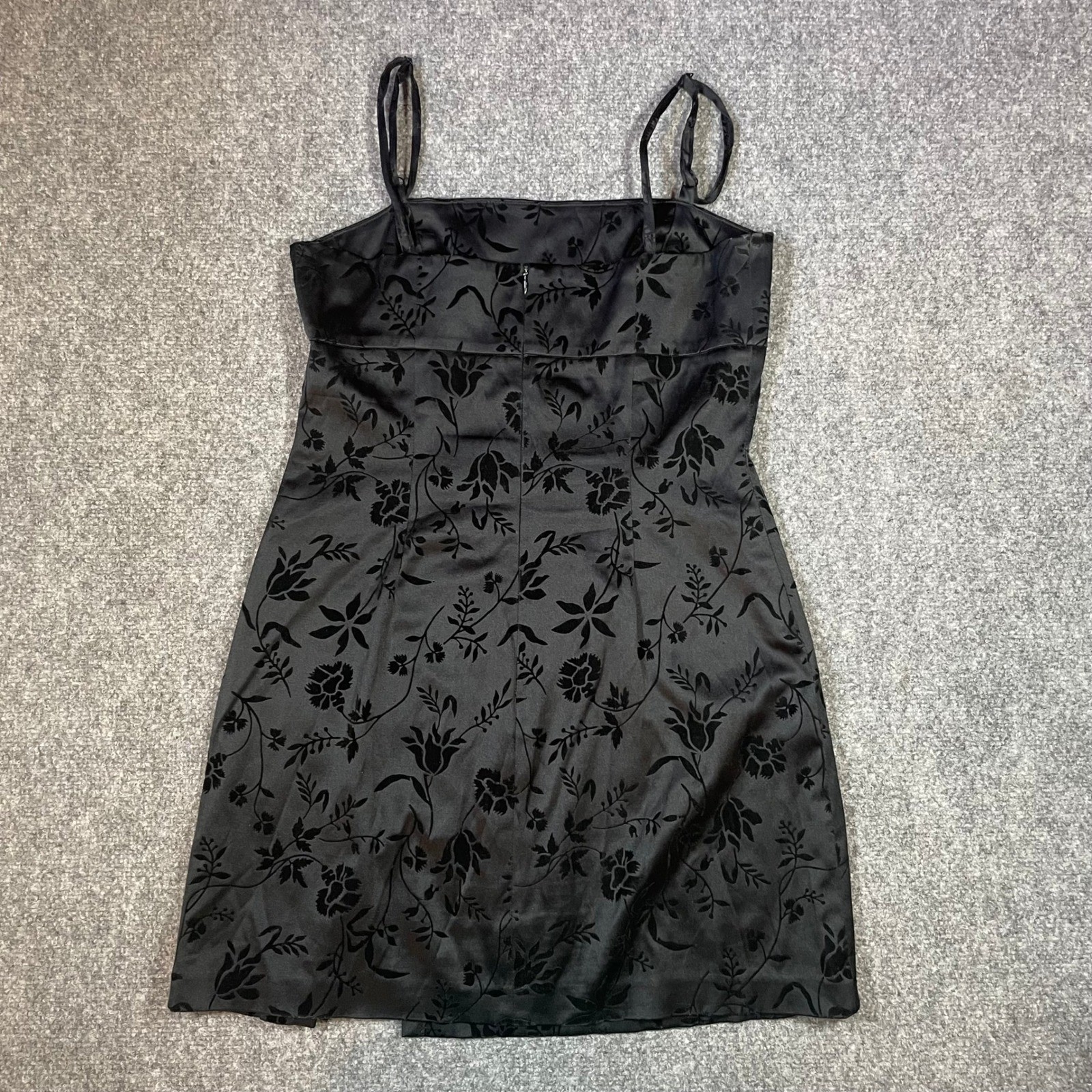 Y2K 90’s Guess Mini Dress Womens 7 Black Velvet Floral Burnout Spaghetti Strap
