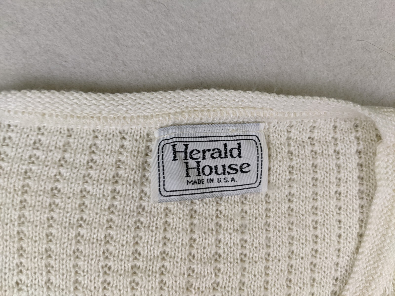 Herald House Women’s Sweater Vest Size Large Vintage Ivory Lightweight