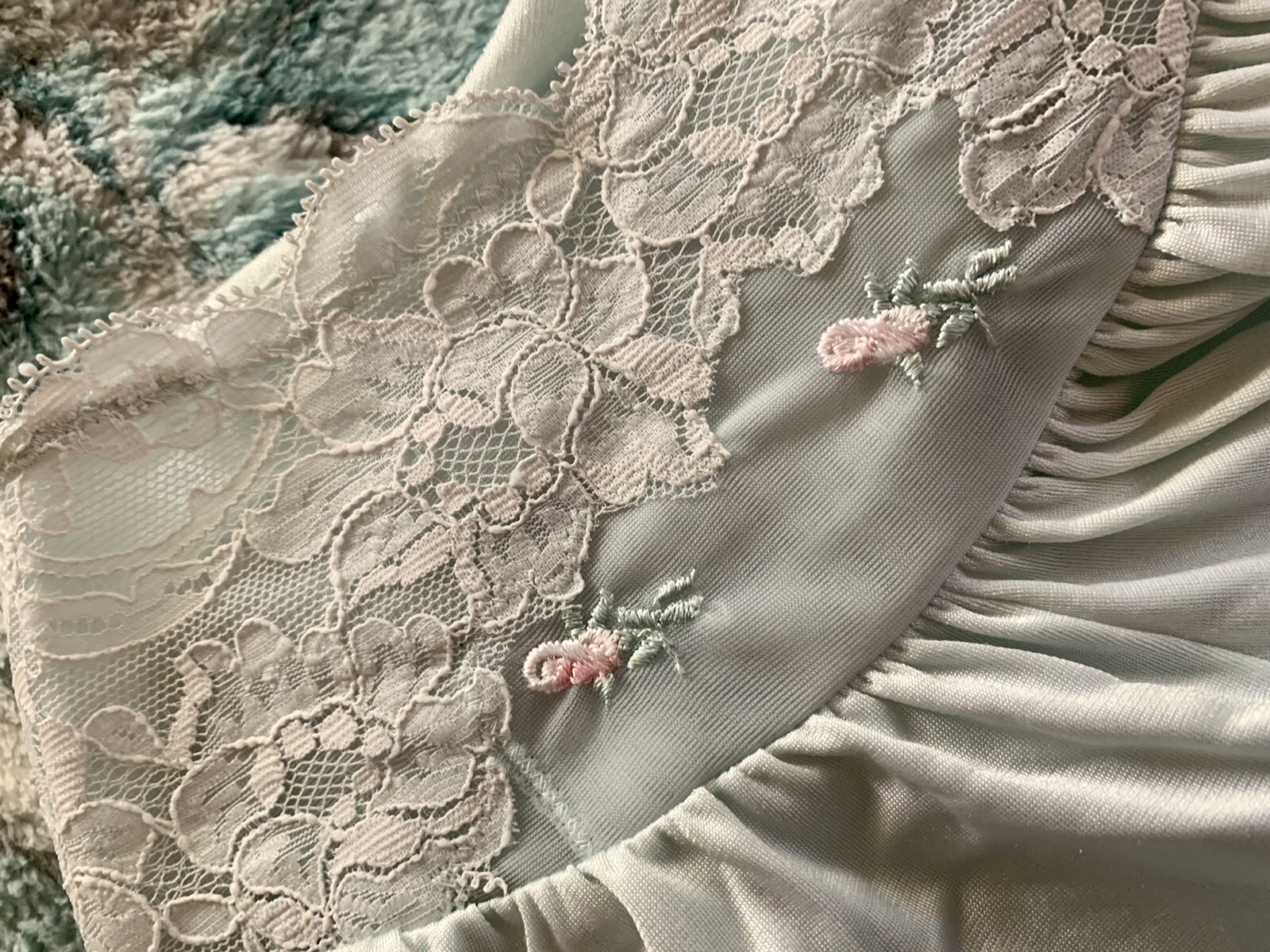 Vintage SHADOWLINE Mint Green & White Lace Nightgown Medium