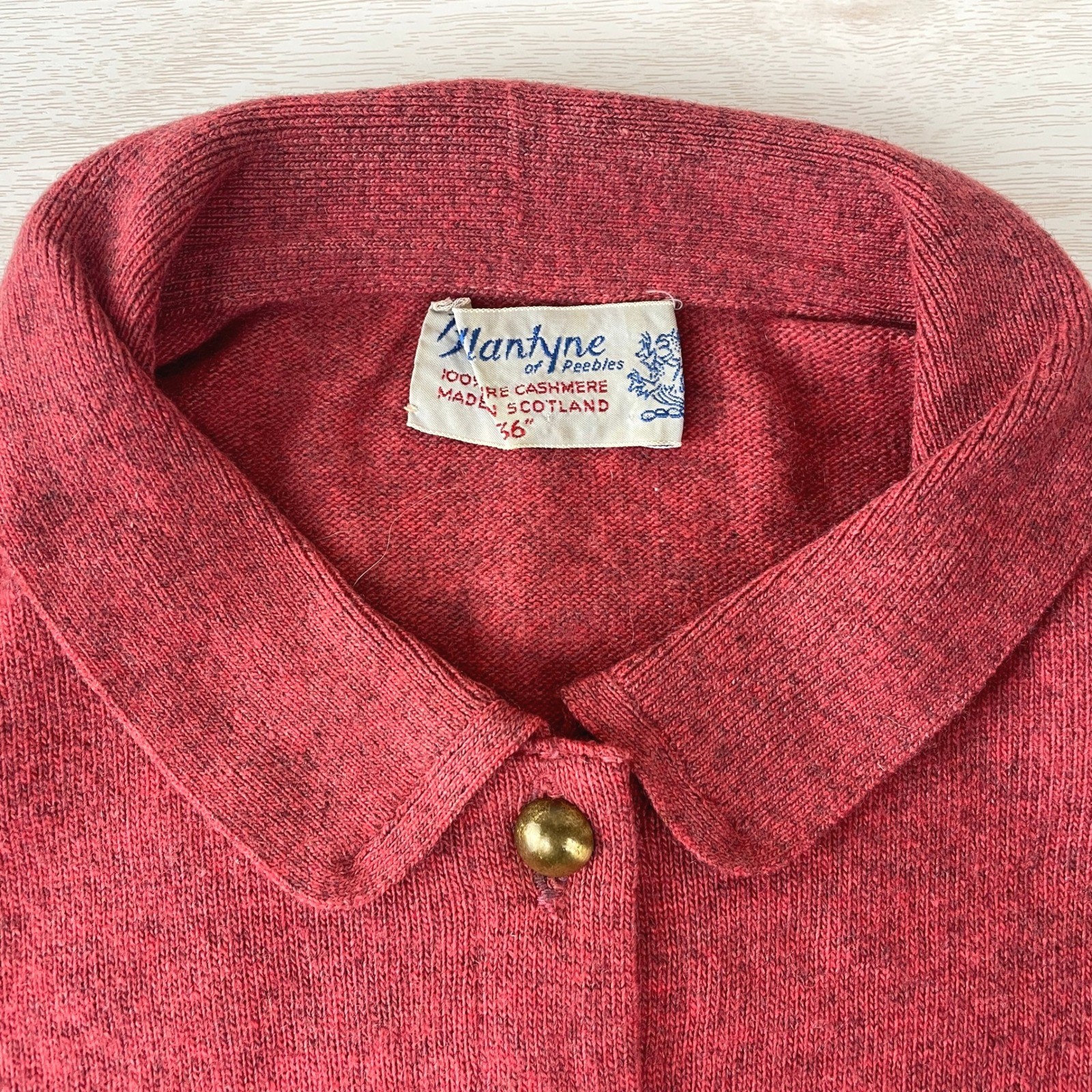 Vintage 50s Womens Cardigan (S/M) Cashmere Button Collar Siren Rockabilly Pinup