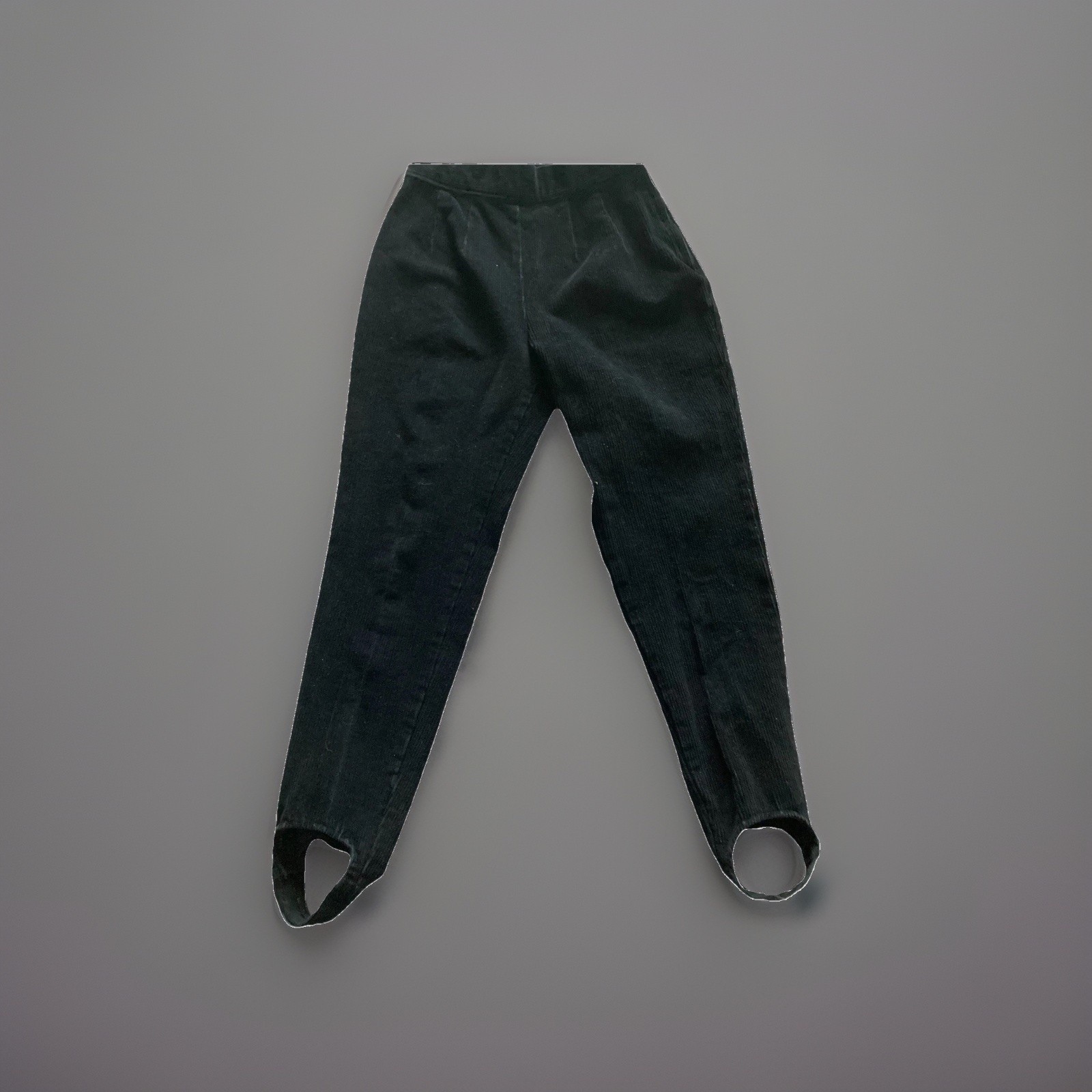 Pasta Women’s Size 7/8 Vintage Black Corduroy Stirrup Pants 1980s Excellent VTG.
