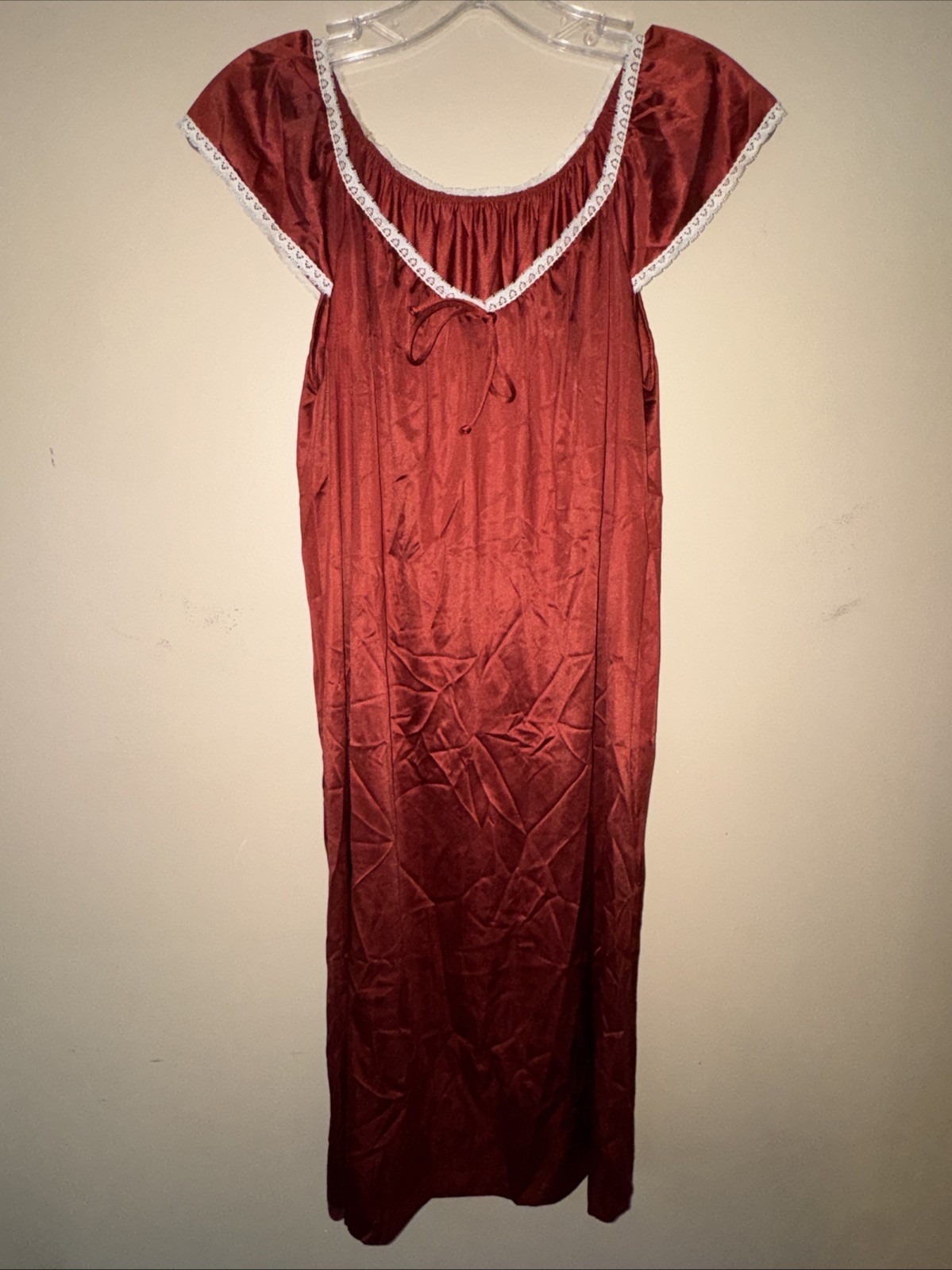 Vanity Fair Vintage Nightgown Long Maxi Burgundy Red Nylon Lace Trim Petite