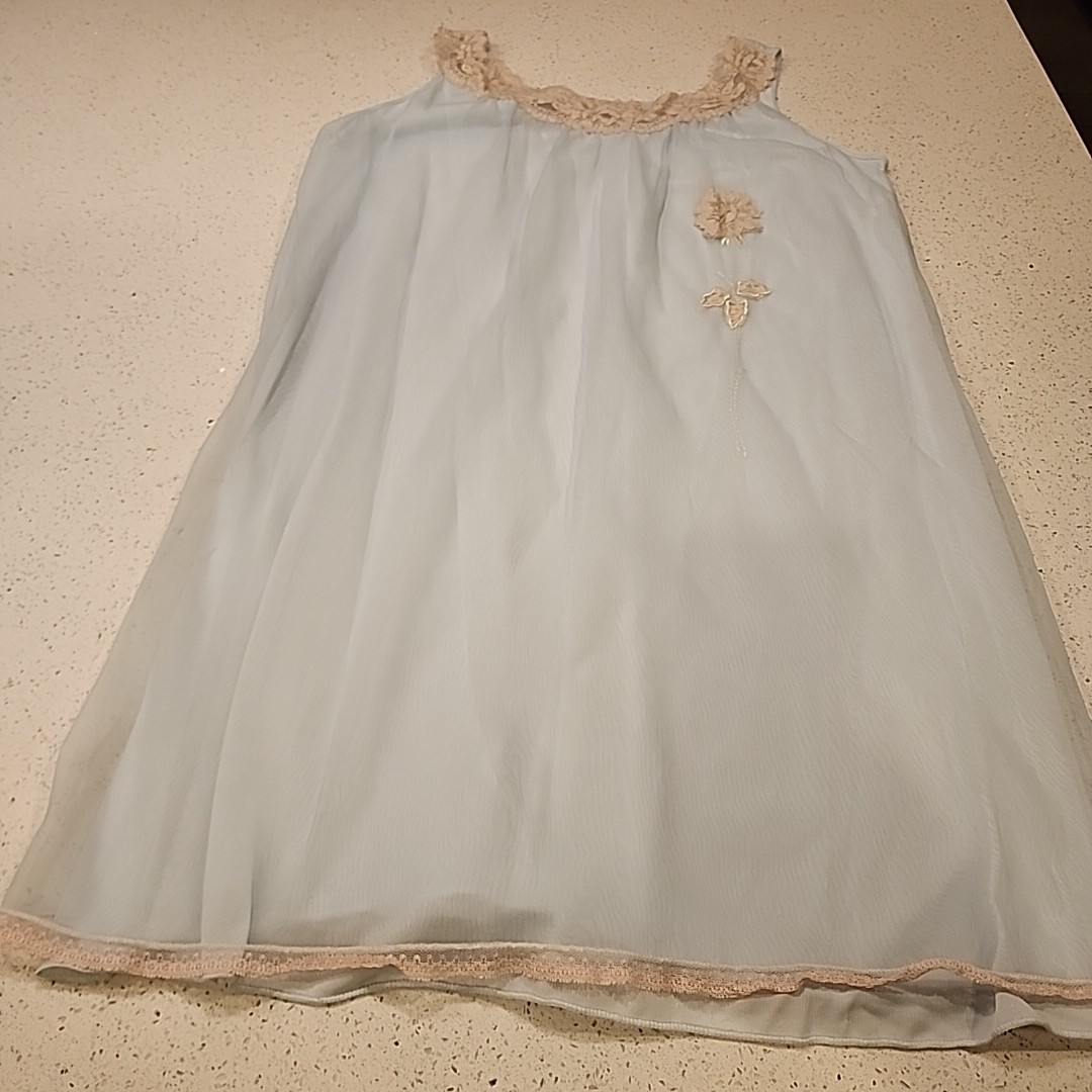 Aristocraft Nightgown Women’s L Double Layer Chiffon Blue Nylon Ecru Appliqué