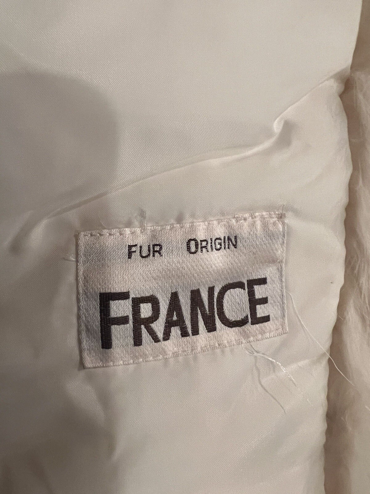 EUC🔥 Safuron Natural Rabbit Fur From France Made in Hong Kong Size L Women’s