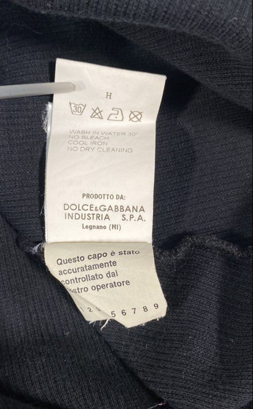 Vintage Y2K Dolce & Gabbana Women’s Black Ribbed Knit T-Shirt Size 42