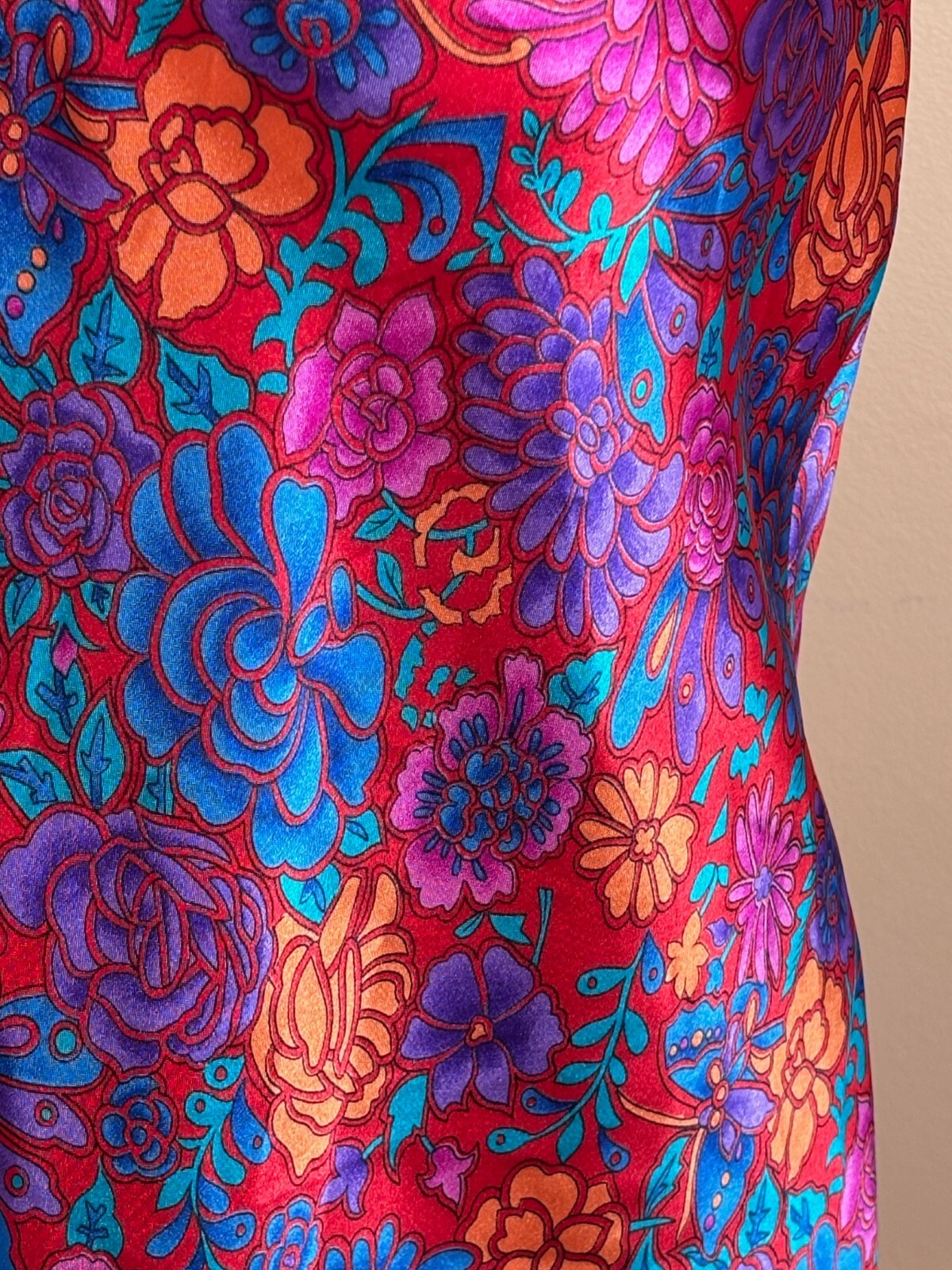 LA INTIMATES Beaux Reves Nightgown Satin Floral Red Purple Blue Vintage Medium