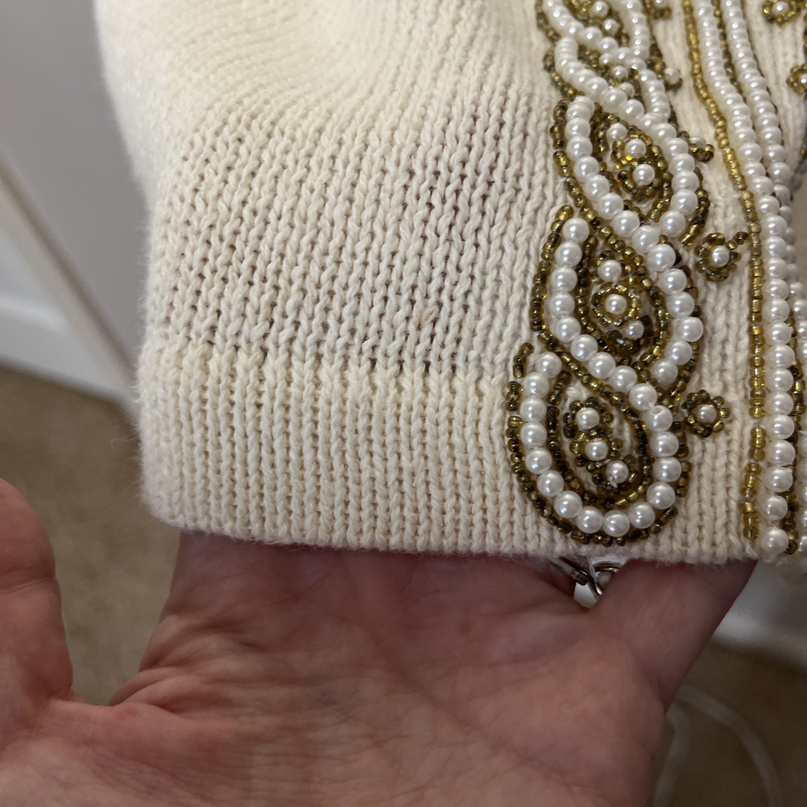 Victoria Harbour Vintage 80s Cream Pearl Embroidery Trim Sweater Large