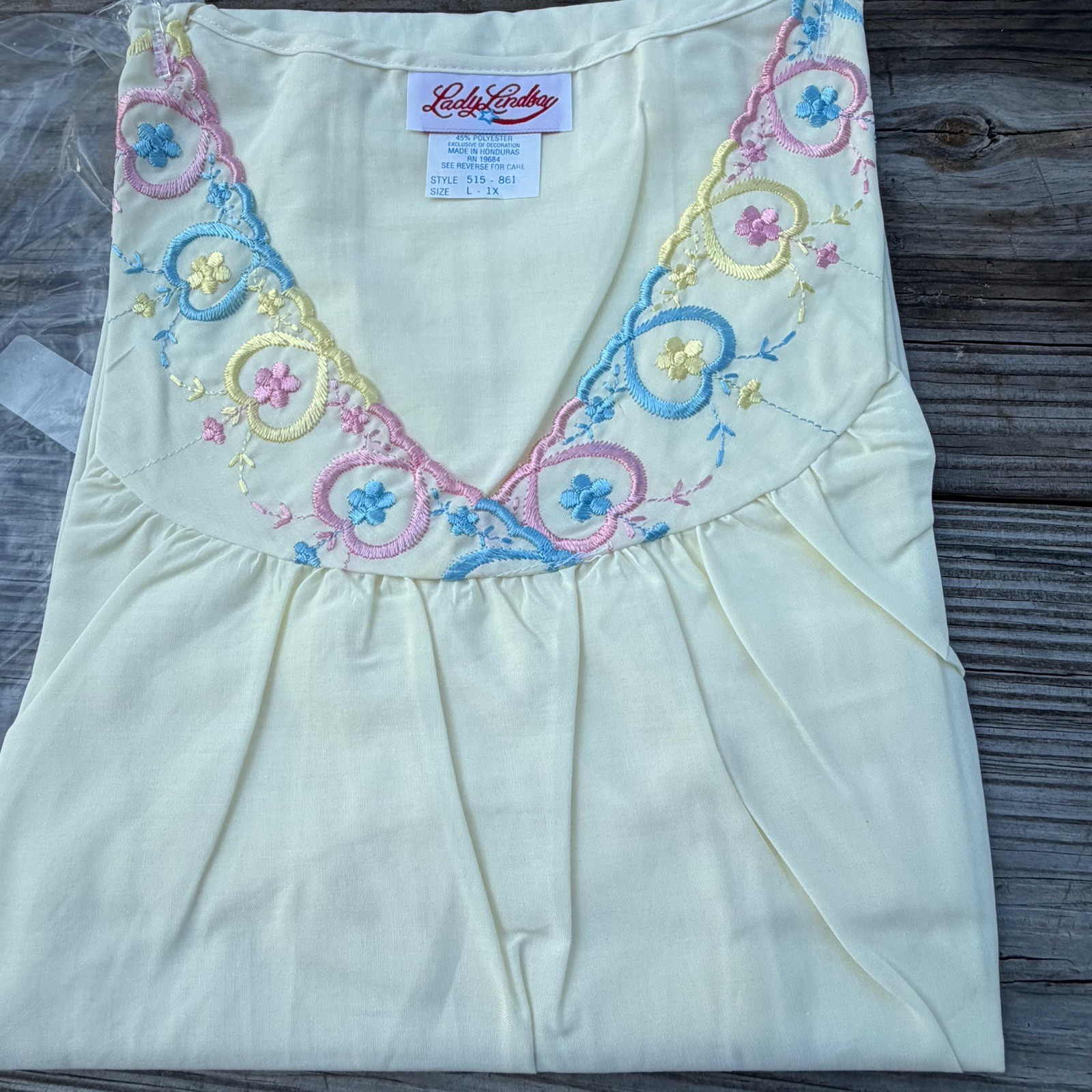Lot of 2 Vintage Lady Lindsey Nightgowns L-1X Sleeveless Embroidered Floral NOS