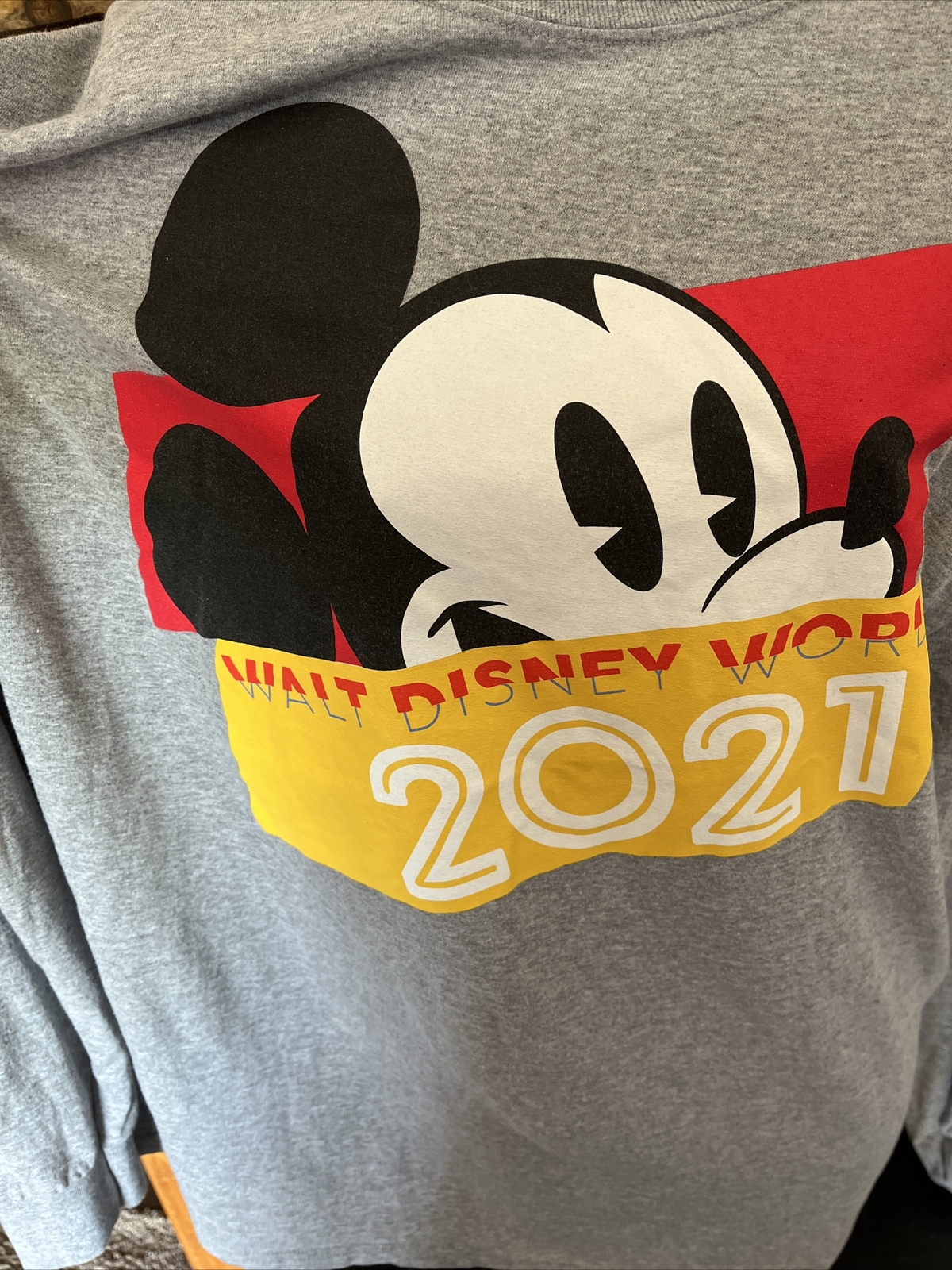 2021 Mickey Mouse T-shirt long sleeve gray Size XXL Walt Disney World