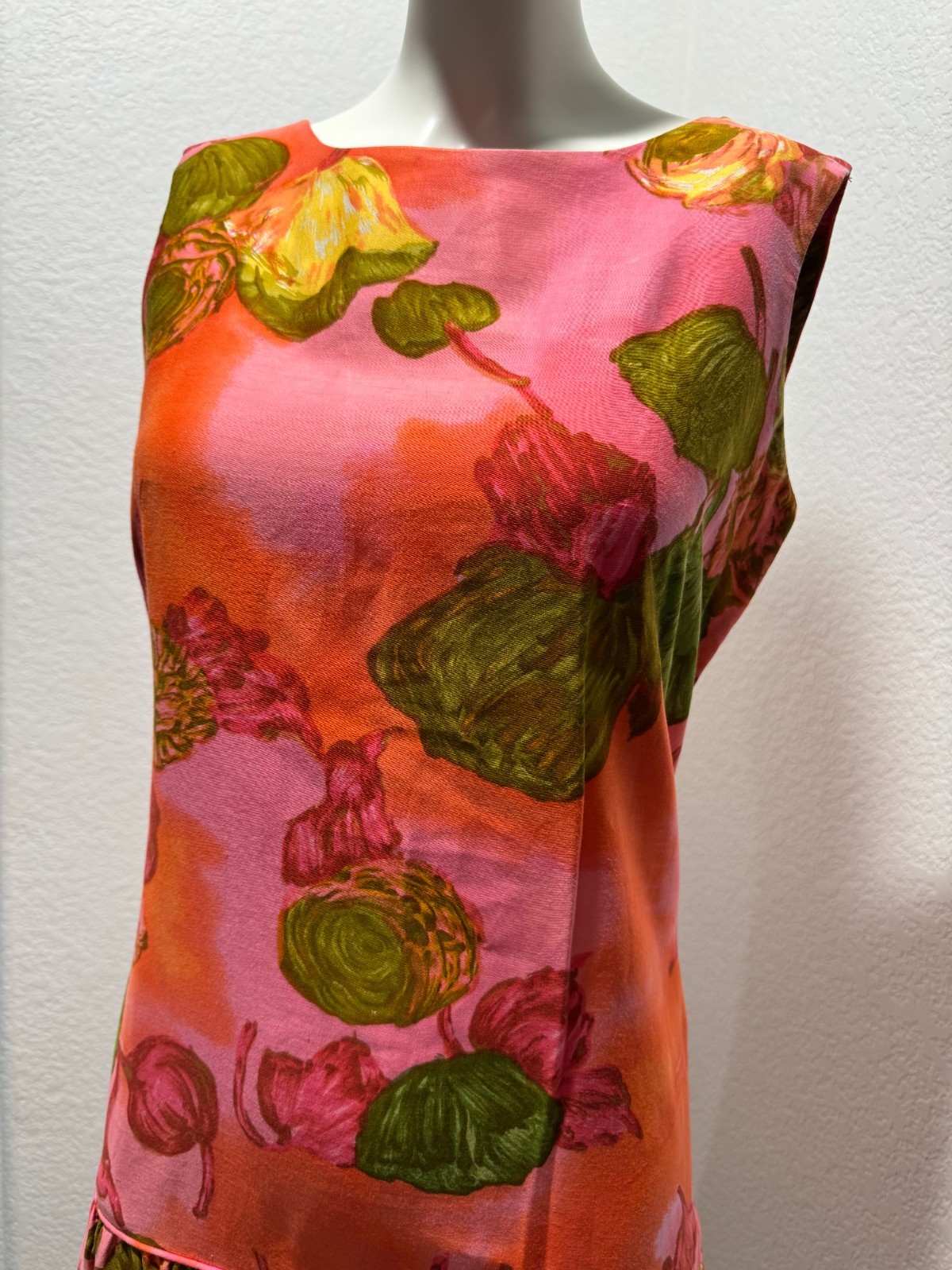 Vtg Liberty House True Hawaiian Dress Short Sleeveless Small Bright Pink Orange