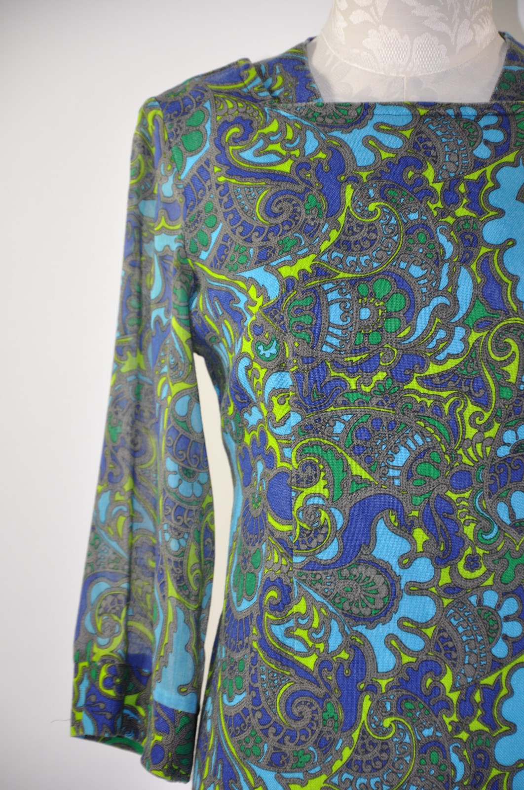 60s Vintage Blue Green Paisley Sheer Bell Sleeve Sheath Wiggle Day Dress Women S