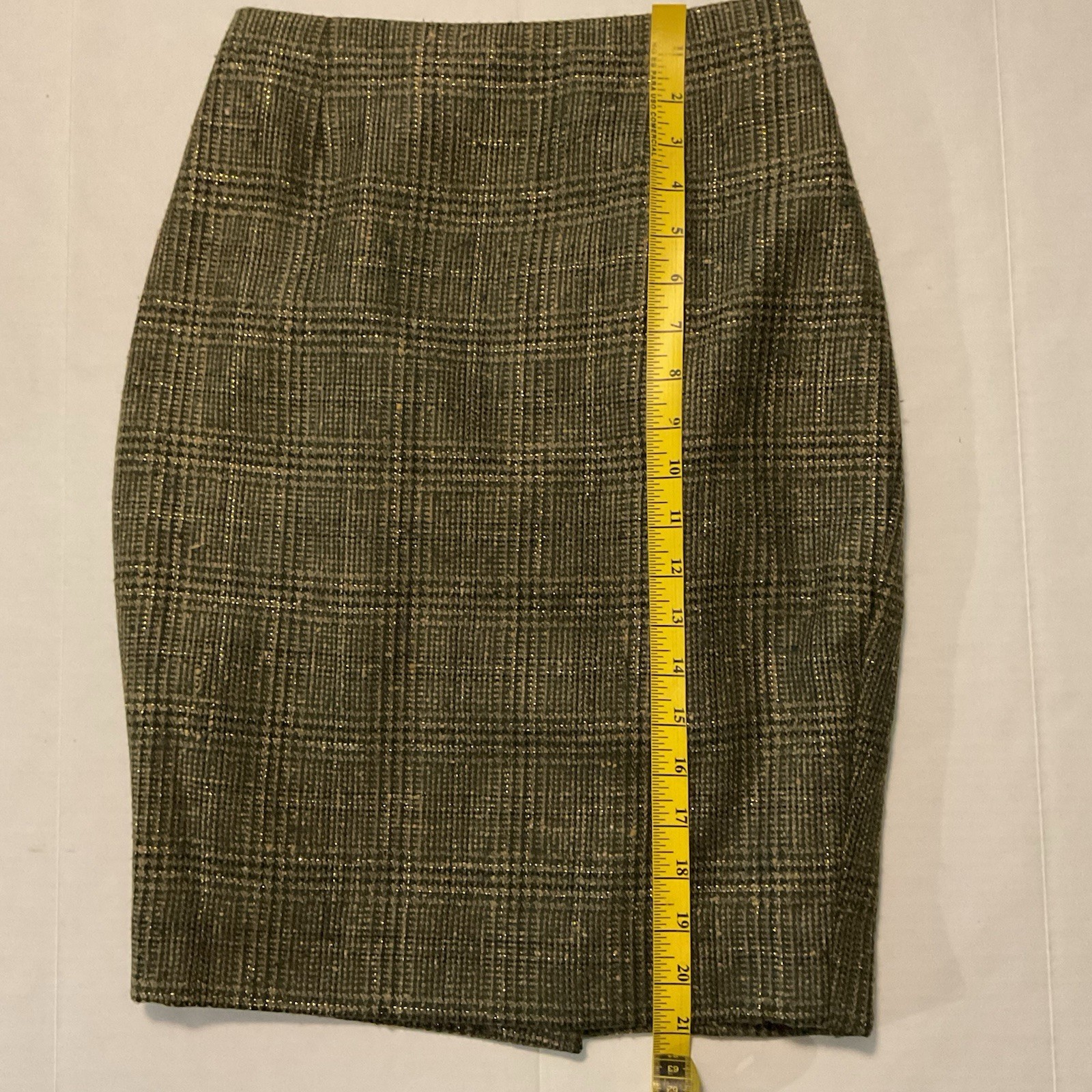 Escada Vintage Plaid Wool Silk Skirt size 34 US 4-6 Green