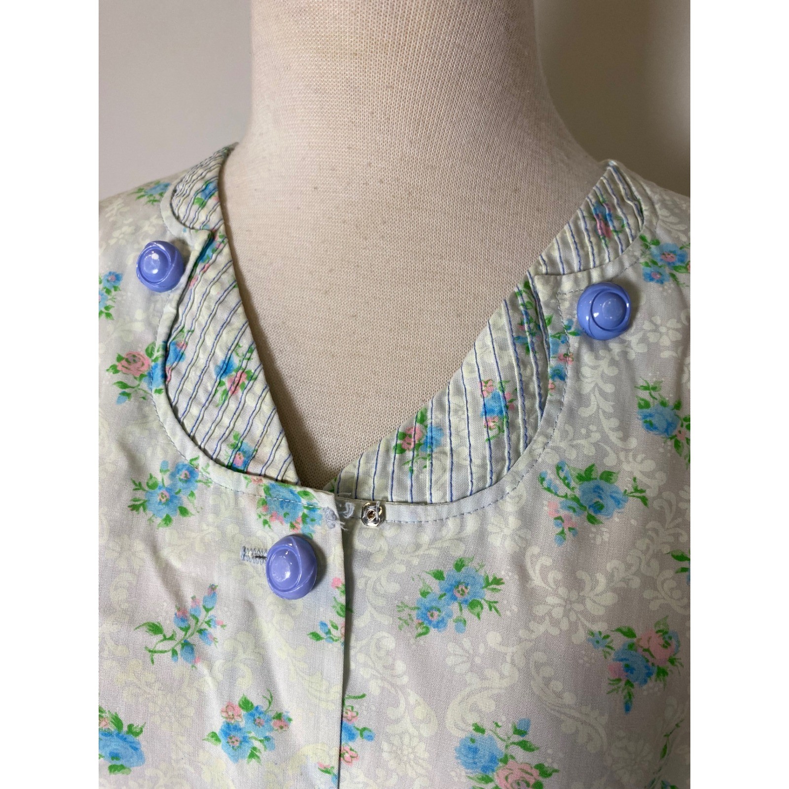 Vintage 1940’s Floral Day Dress Blue Pink Cotton Belted Button Front Tea Dress