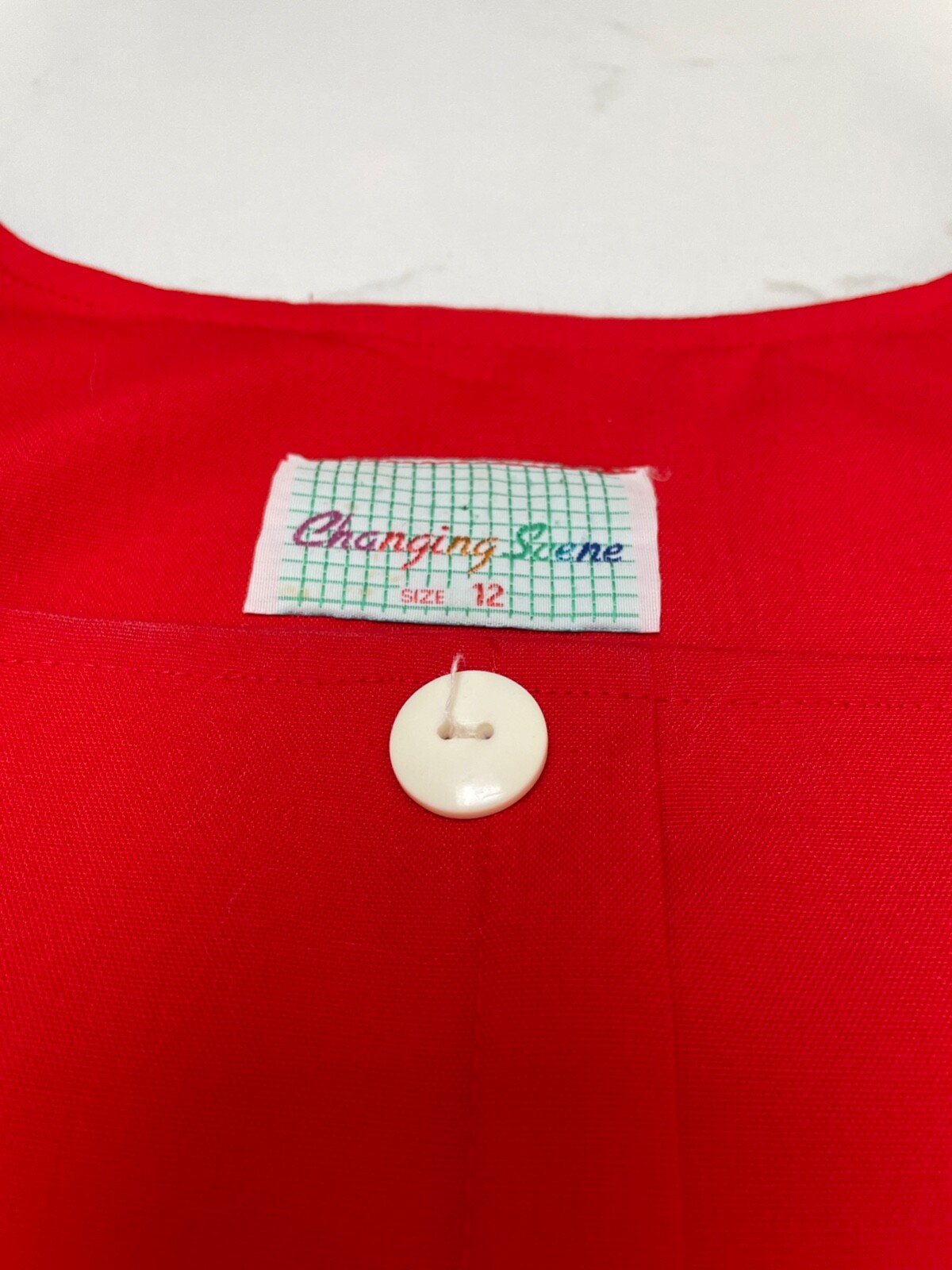 „Changing Scene” Vintage Red & White Belted 1980s Dress S12 With Pleated Skirt