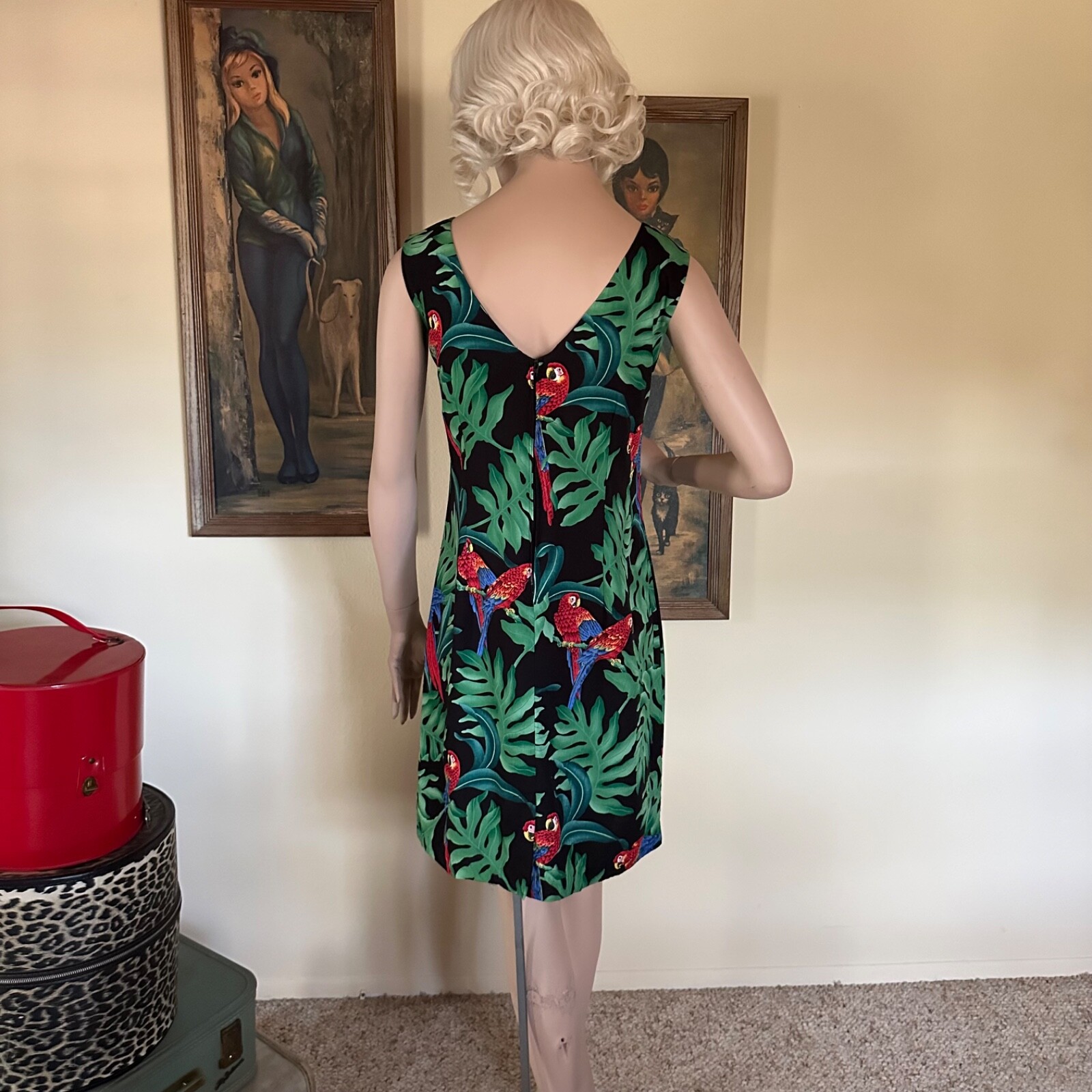 Vintage 1980s Magnum P.I. Hawaiian Tropical Parrot Mini Dress Paradise Found L