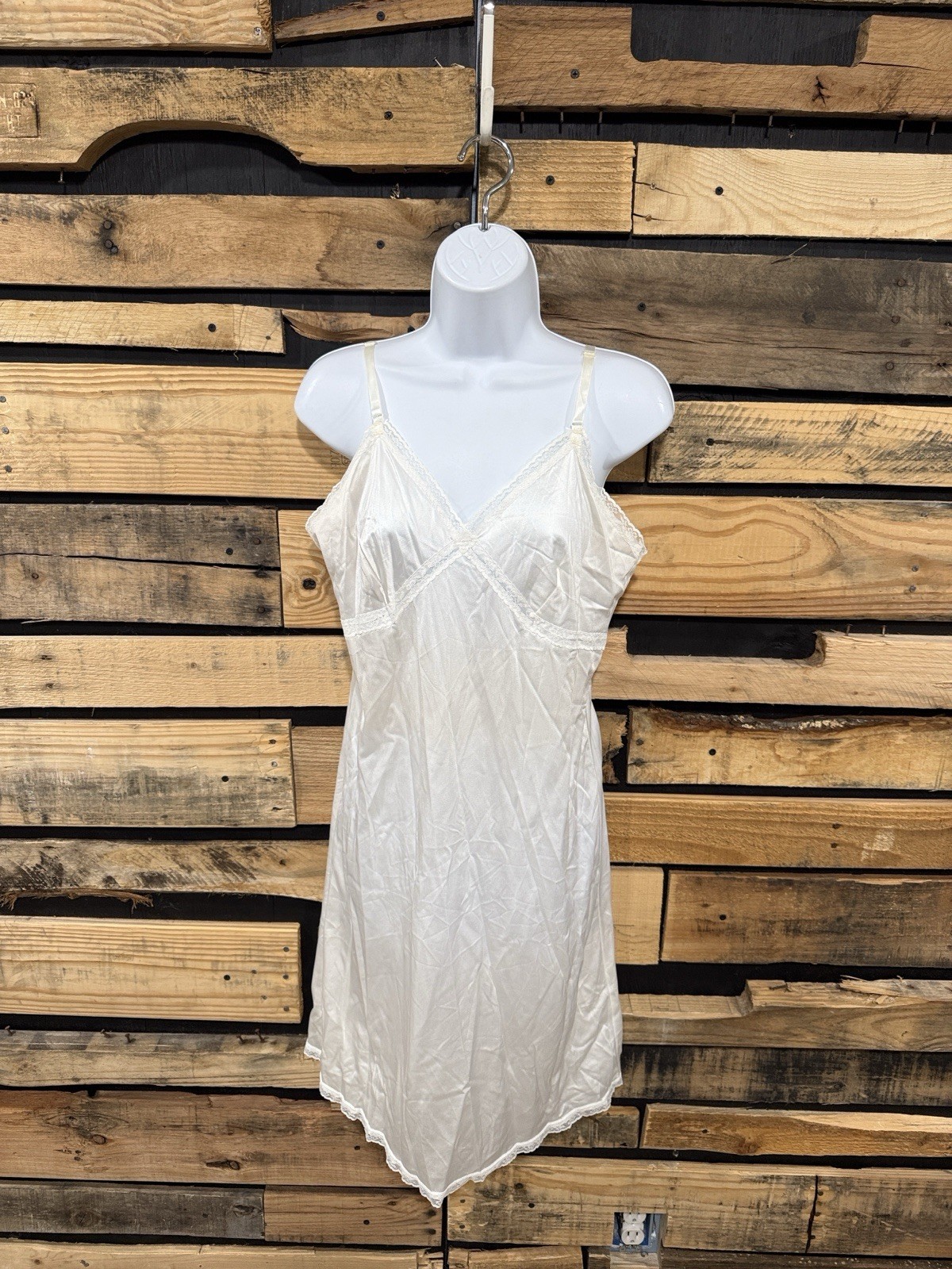 Vintage Ivory Lace Trim Union Made Adjustable Straps Knee/Midi Slip/Dress 36