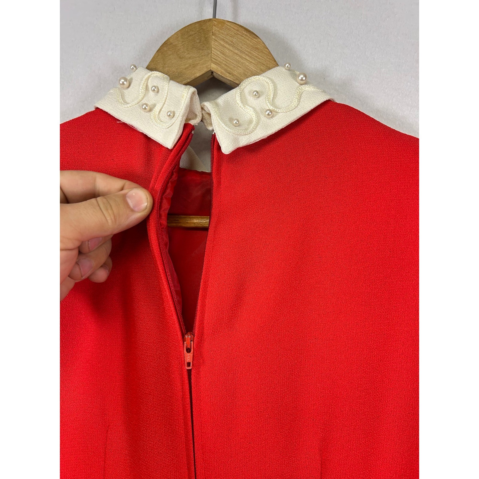 Statement Misty Lane Vintage Midi Dress Womens 4 Red Pearl Long Sleeve ormal