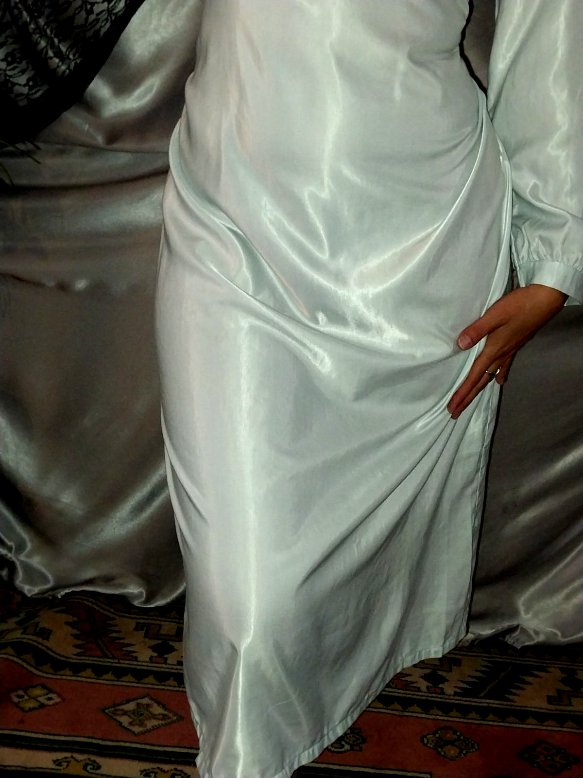 80S SATIN SHINY MINT ANASTASIA NIGHTGOWN VICTORIAN NIGHTGOWN EMBRD GOWN SEARS 42