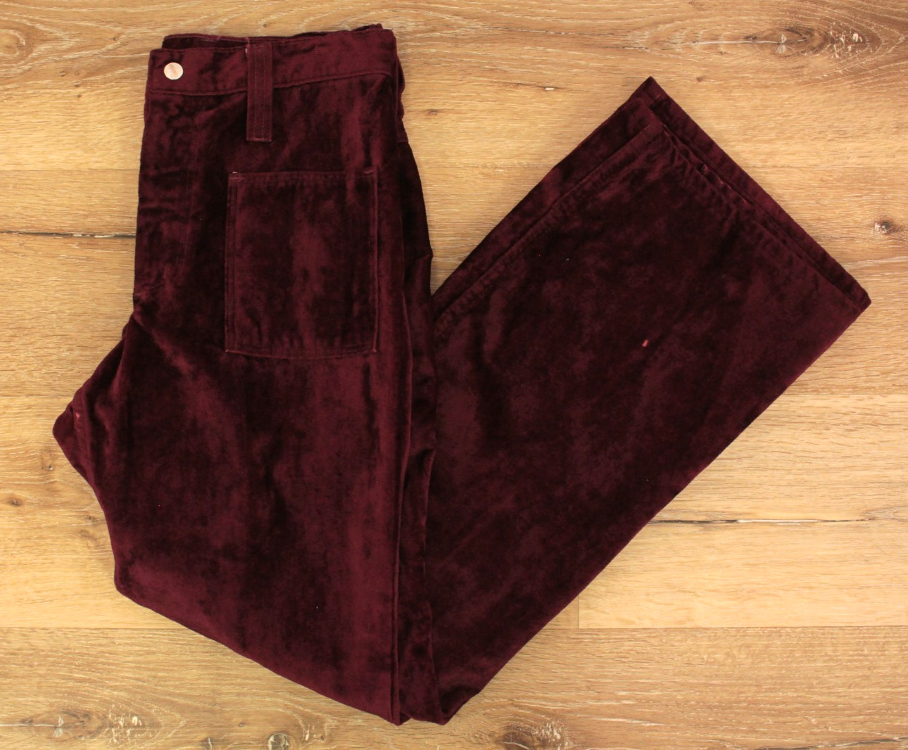 VTG Women’s 70s Maroon Velvet Maverick Bell Bottom Flare Pants Sz 30″ 1970s