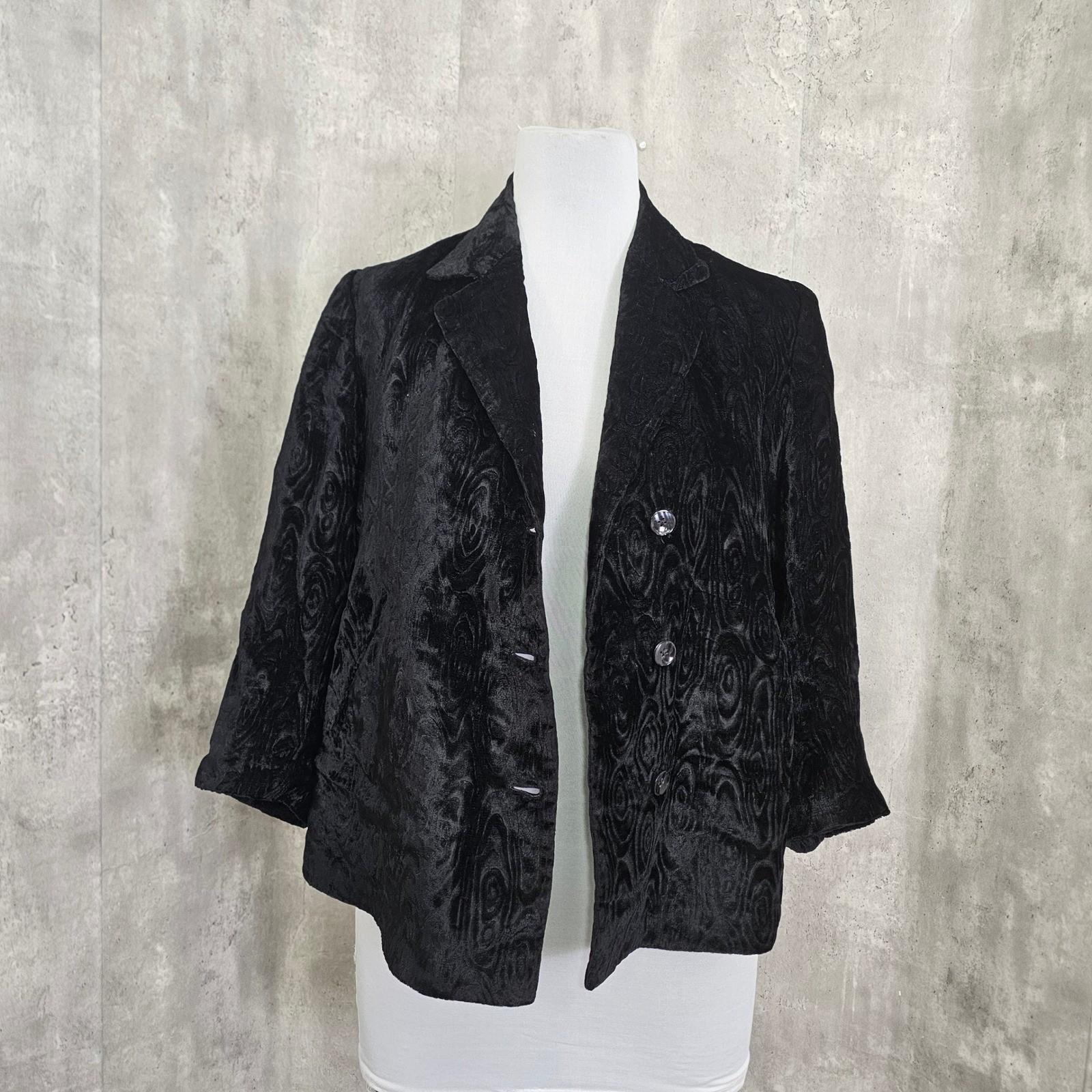 Vintage Black Embossed Velvet Jacket Womens L Gothic Witchy Evening Coat
