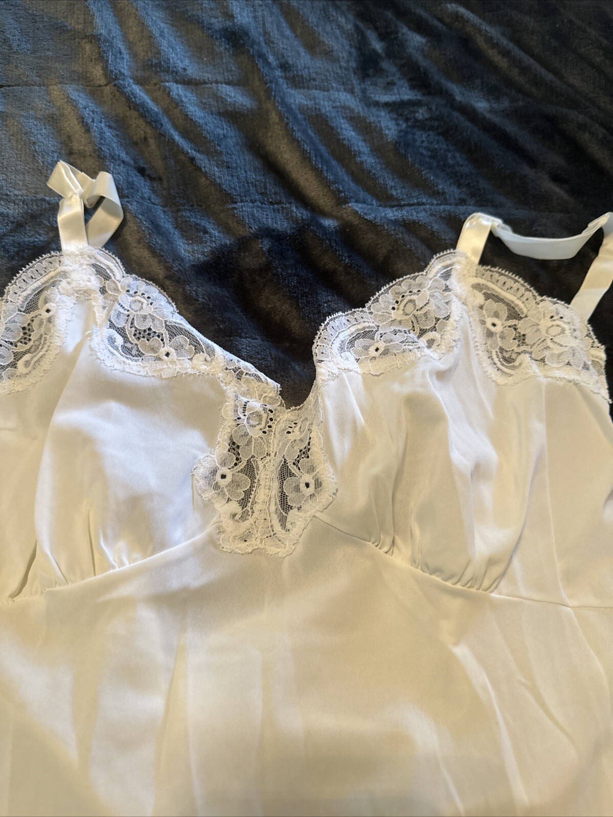 Vintage Shadowline White Lace Insets Nylon Slip Mid Length Size 36 Tall