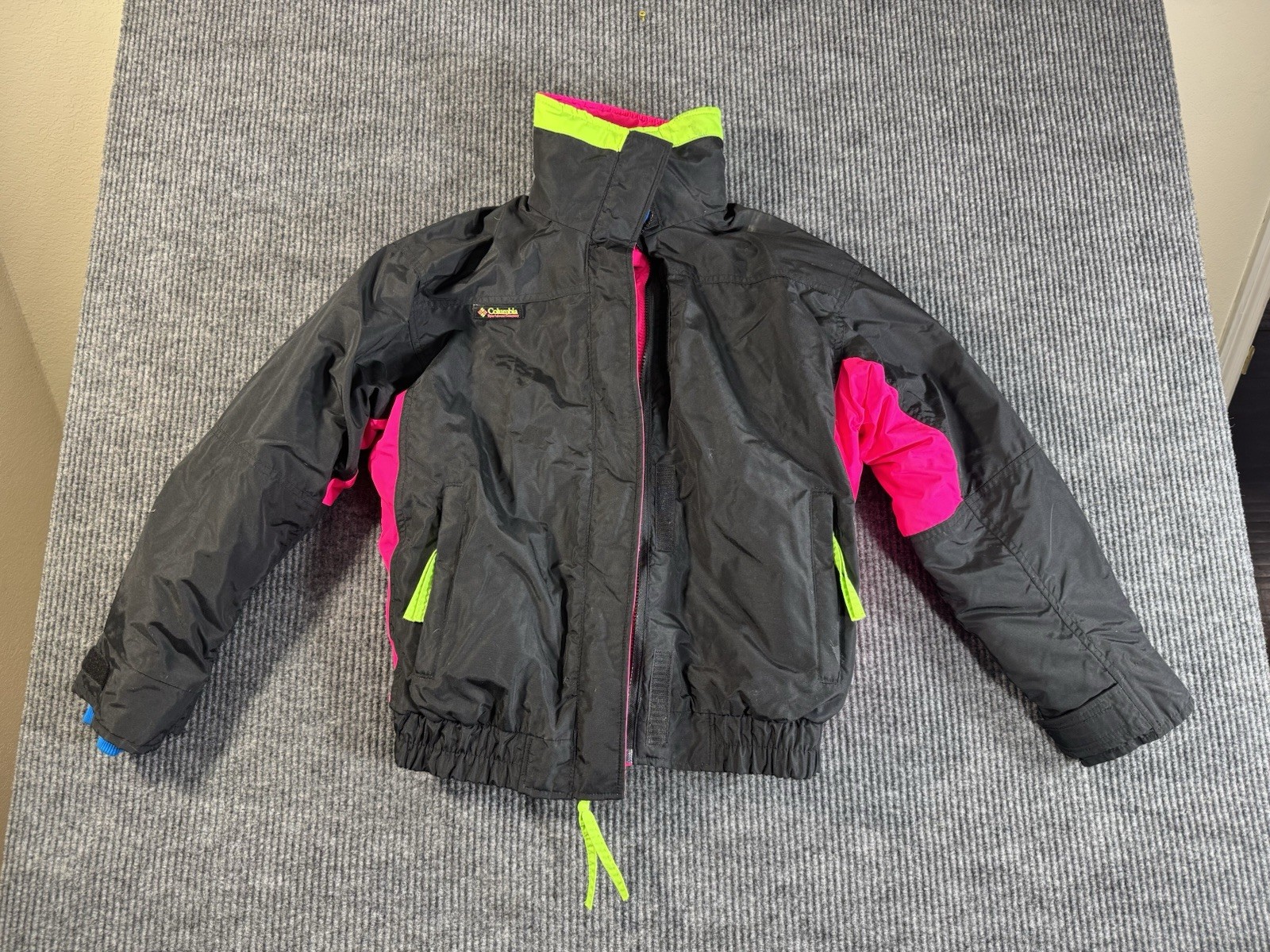 Columbia Sportswear Bugaboo Women’s Jacket S Vintage 1990s Black Pink Blue Neon