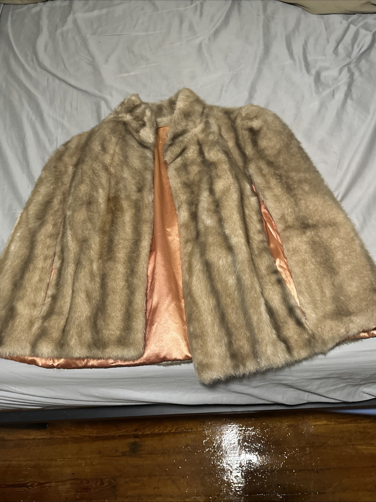 SEARS Vintage 70’s The Fashion Place Faux Fur Cape Cloak Poncho Coat One Size