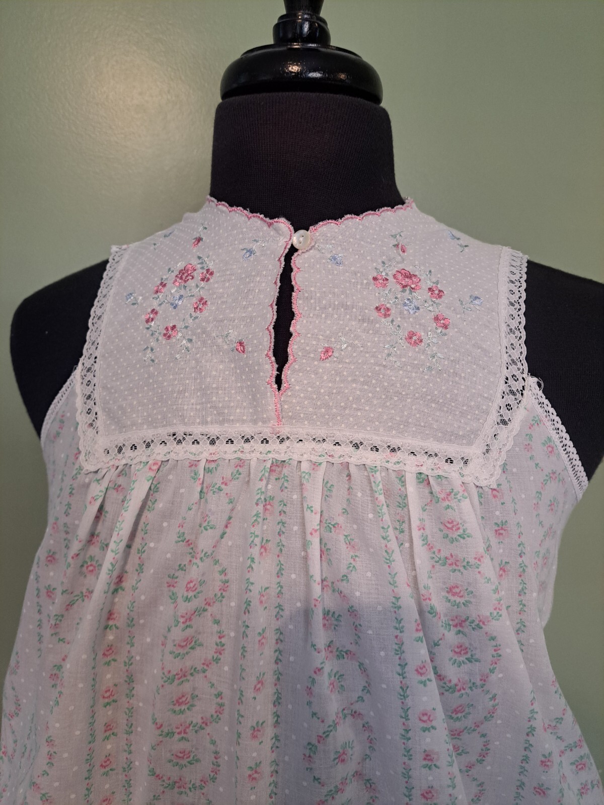 Damea Pink & White Thin House Coat & Night Gown Flowers Full Snap Small SEE PICT