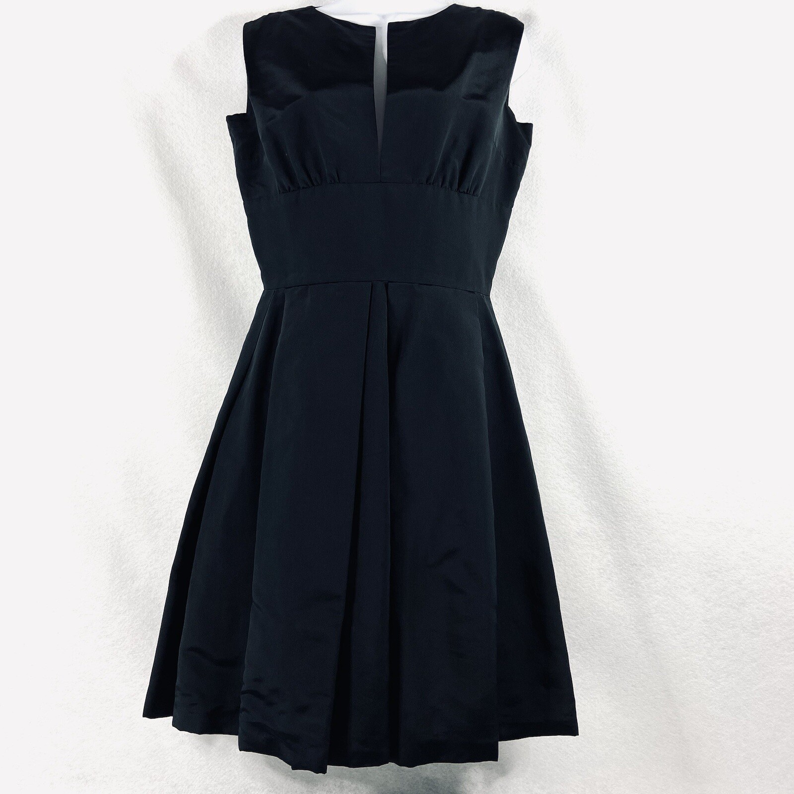 Vintage Pauline Trigere Dress Women’s Medium Black Sleeveless Silk Pleated