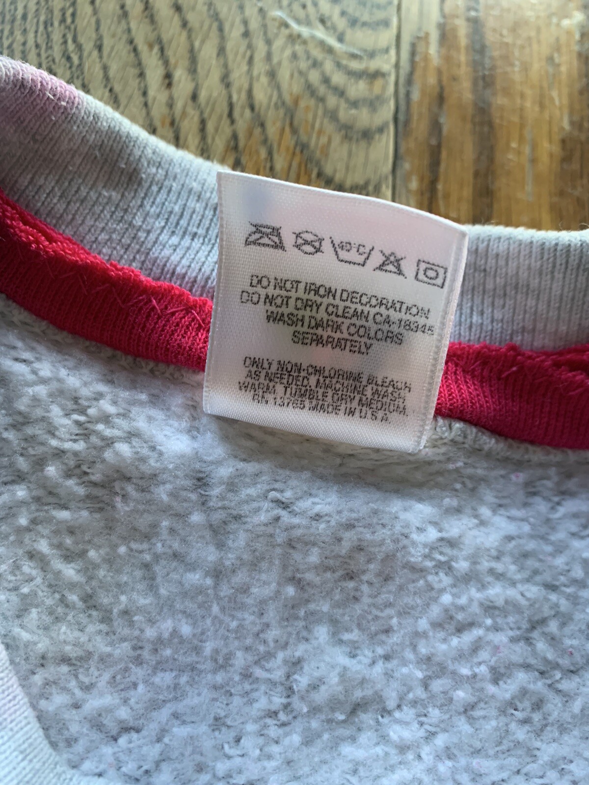 Vintage Fruit Of The Loom Sweatshirt XL Embellished Feathery Paint Splash 80s**