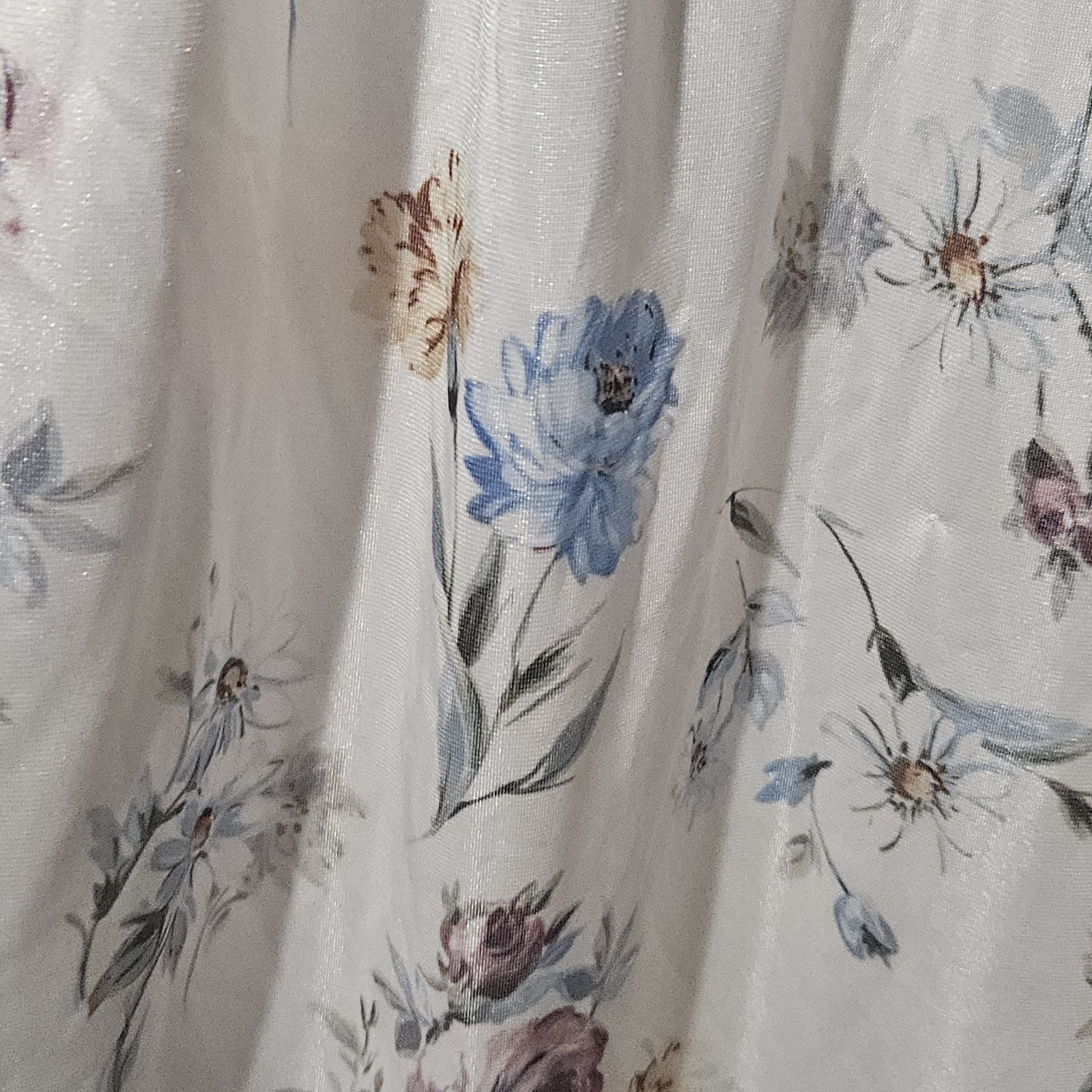 VTG USA VANITY FAIR LACY NIGHT GOWN NYLON FLOWER WHITE PURPLE BLUE ROMANTIC SOFT